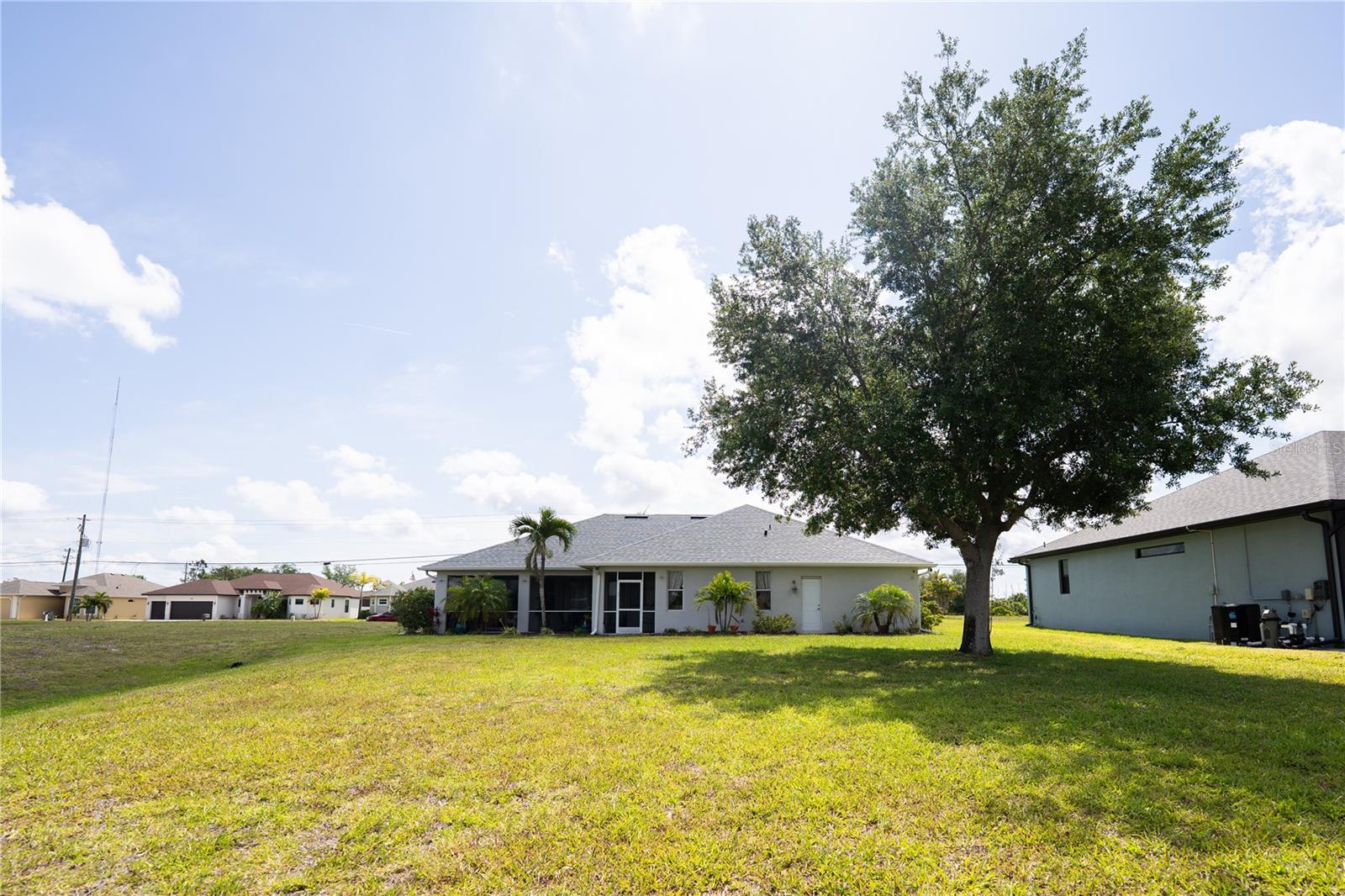 888 BOUNDARY BLVD, ROTONDA WEST, FL, 33947