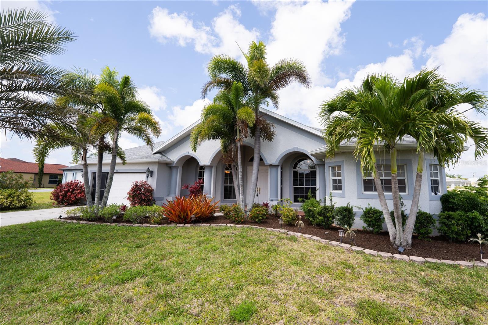 888 BOUNDARY BLVD, ROTONDA WEST, FL, 33947