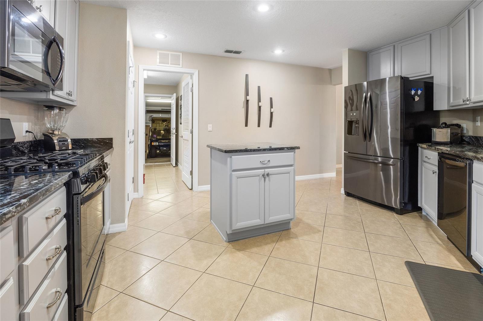 26709 AUGUSTA SPRINGS CIR, LEESBURG, FL, 34748