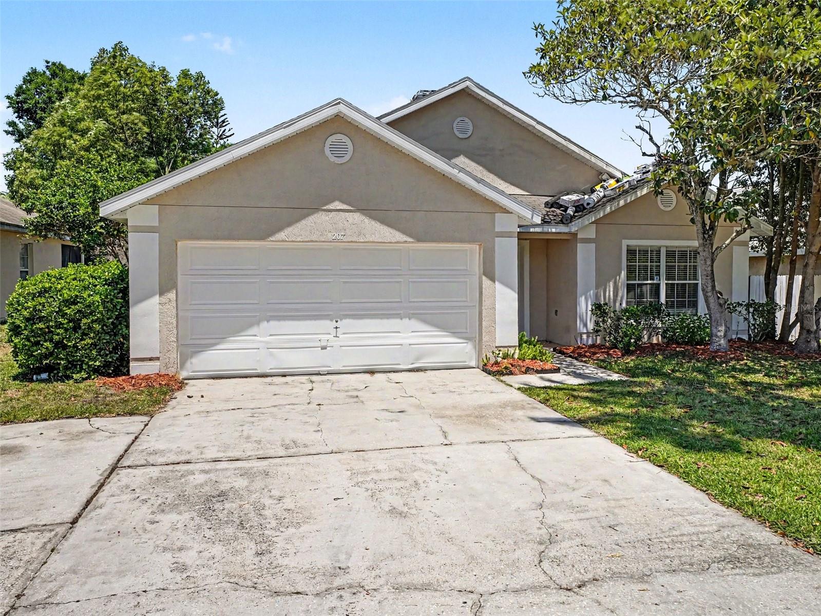 207 LAKE MCCOY DR, APOPKA, FL, 32712