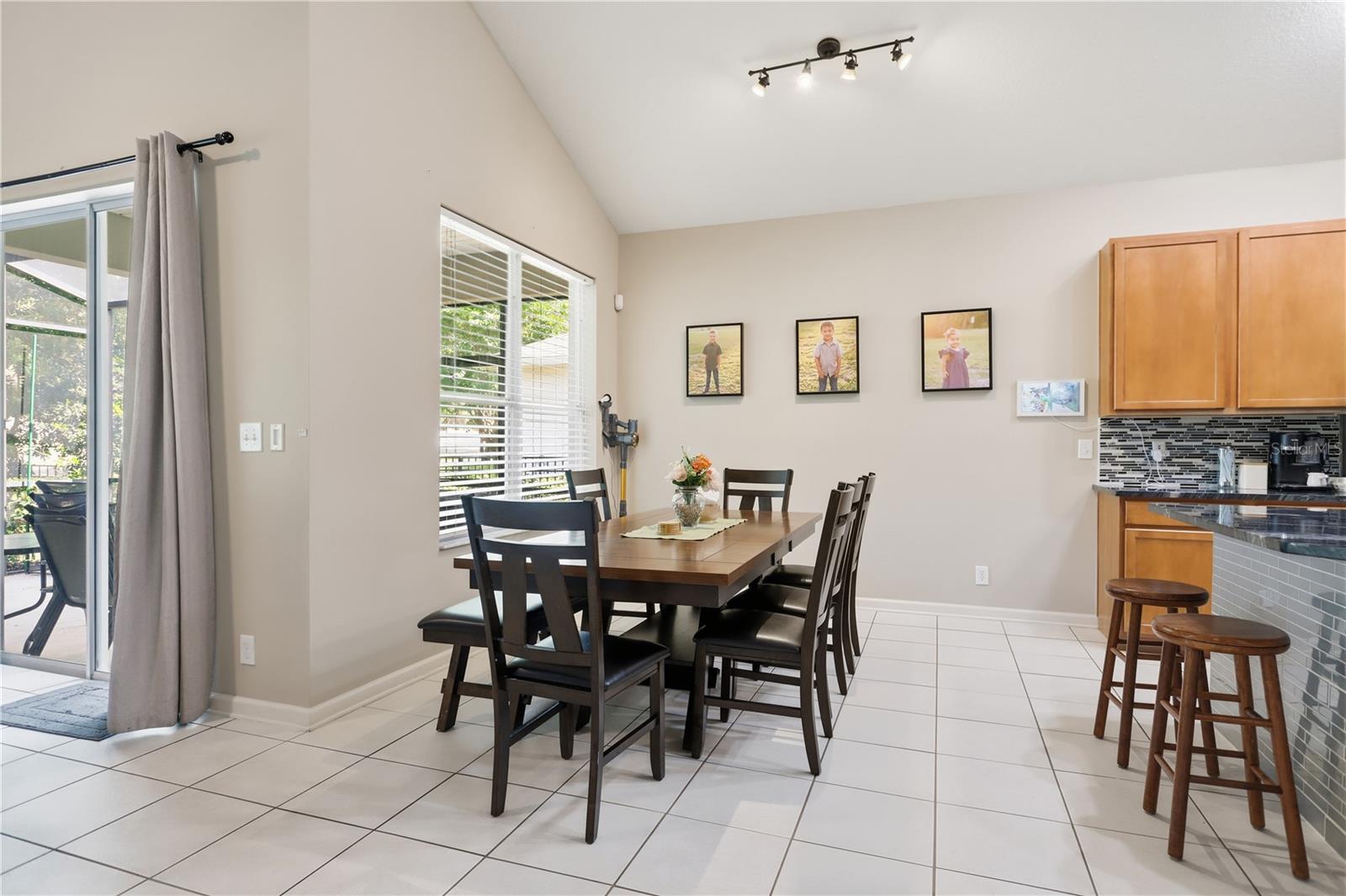 423 VICTORIA HILLS DR, DELAND, FL, 32724