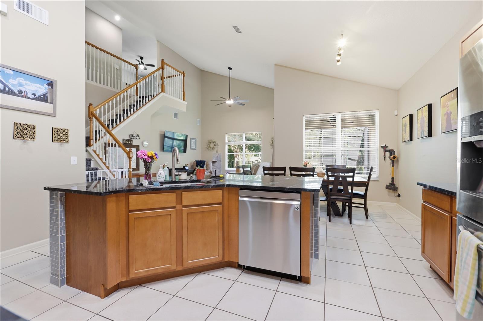 423 VICTORIA HILLS DR, DELAND, FL, 32724