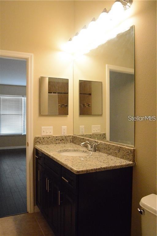 4134 BISMARCK PALM DR, TAMPA, FL, 33610