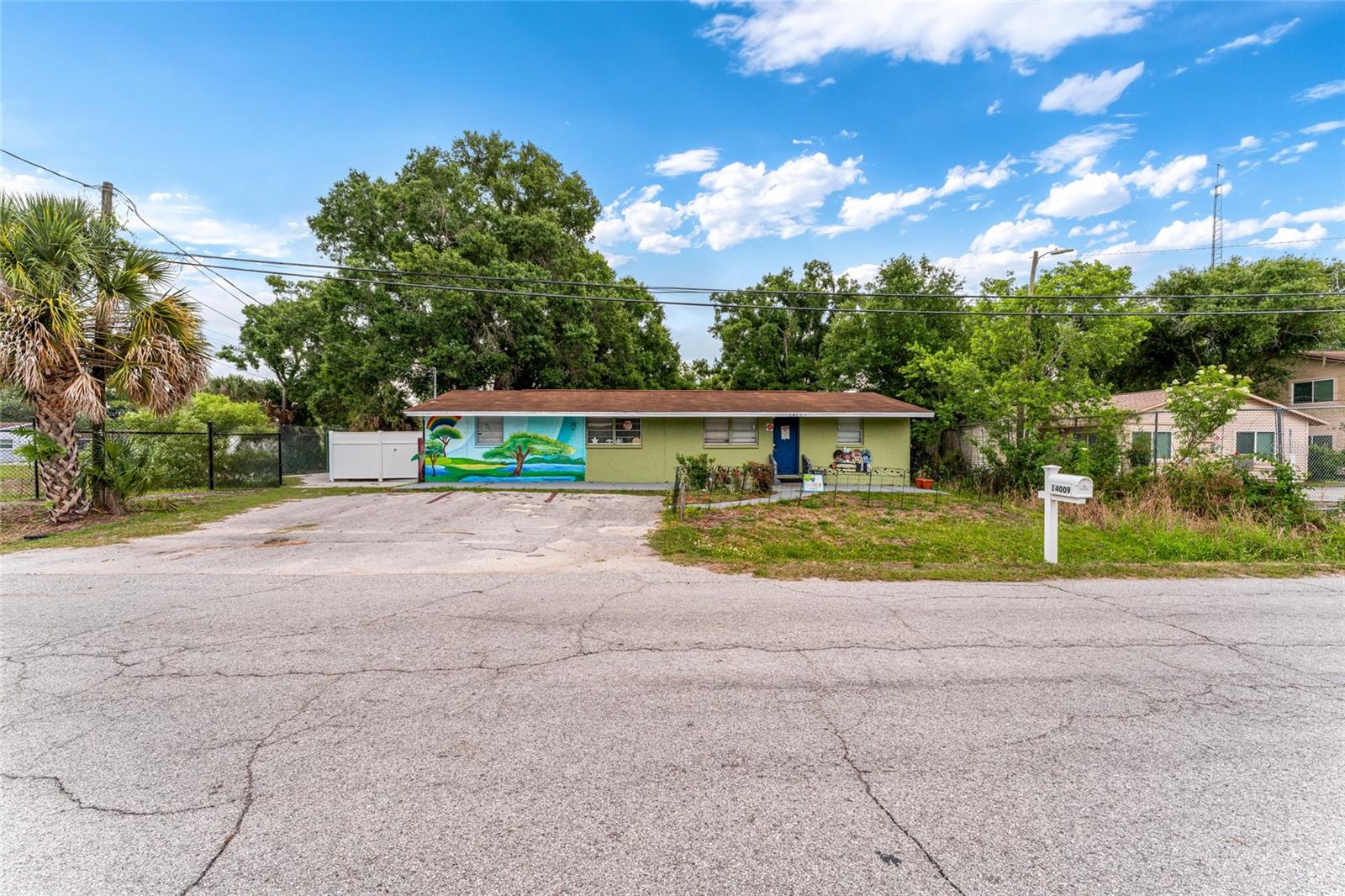 14009 N 20TH ST, TAMPA, FL, 33613