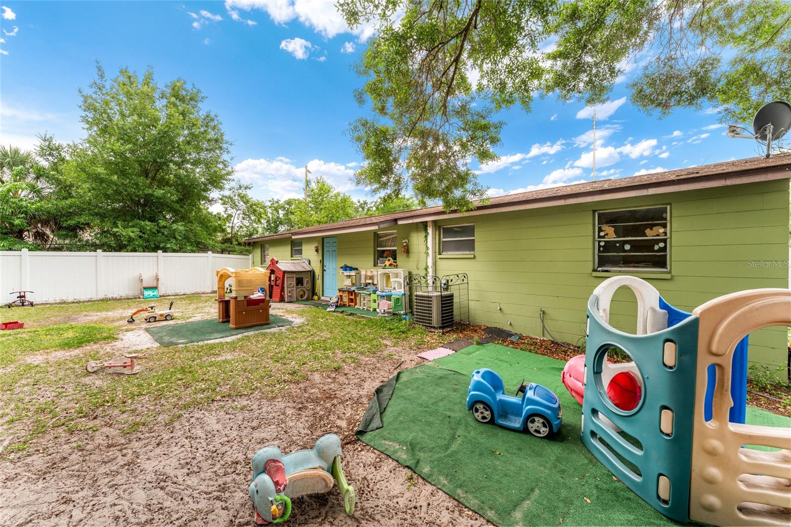 14009 N 20TH ST, TAMPA, FL, 33613