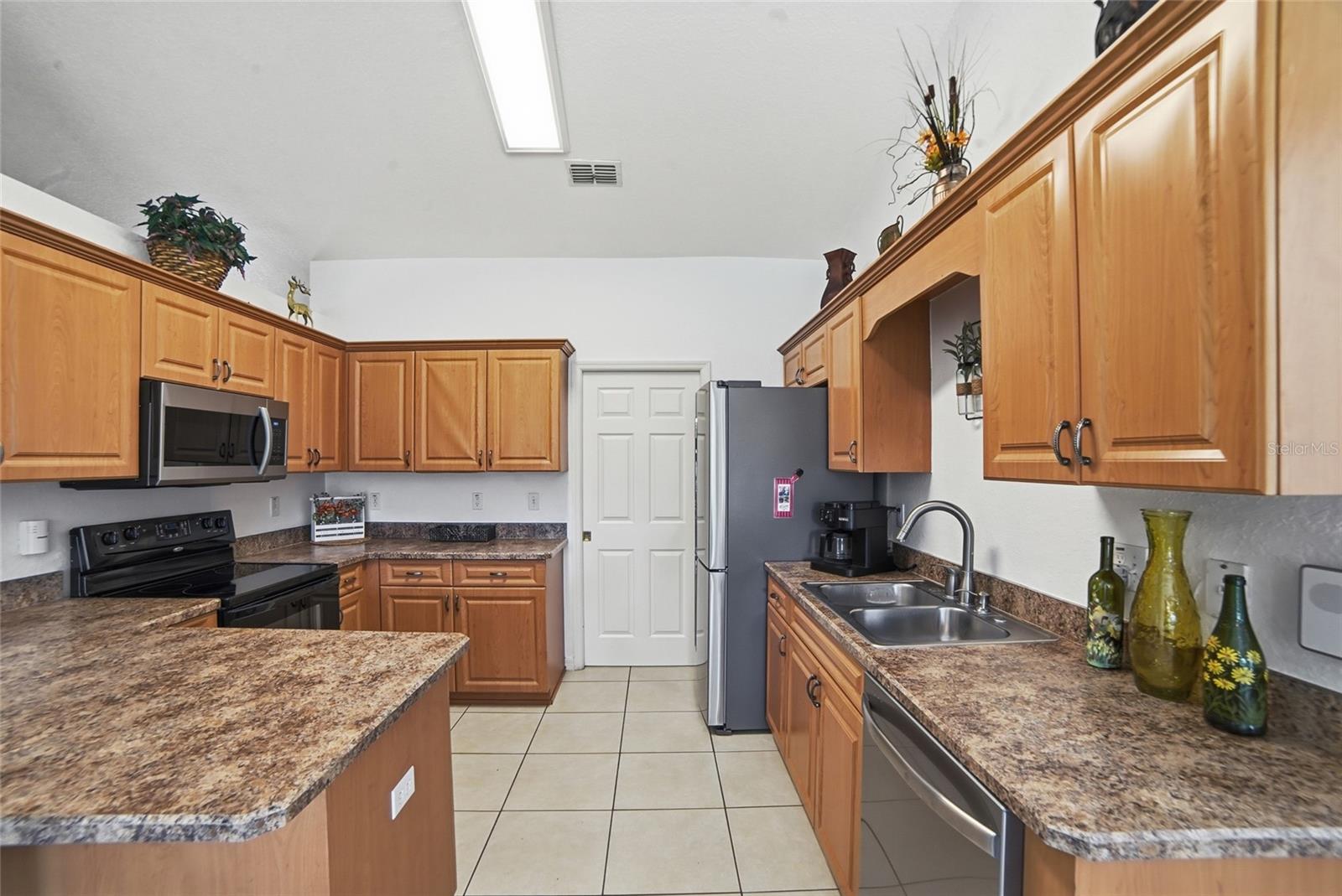 2047 NE 35TH ST, OCALA, FL, 34479