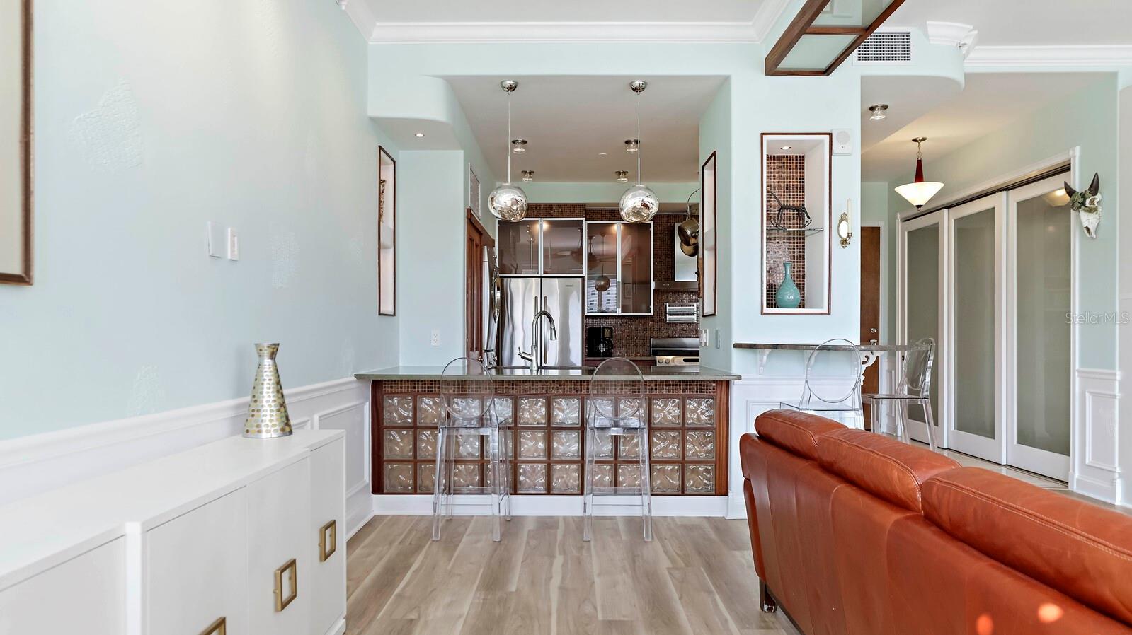 405 CENTRAL AVE #200, ST PETERSBURG, FL, 33701