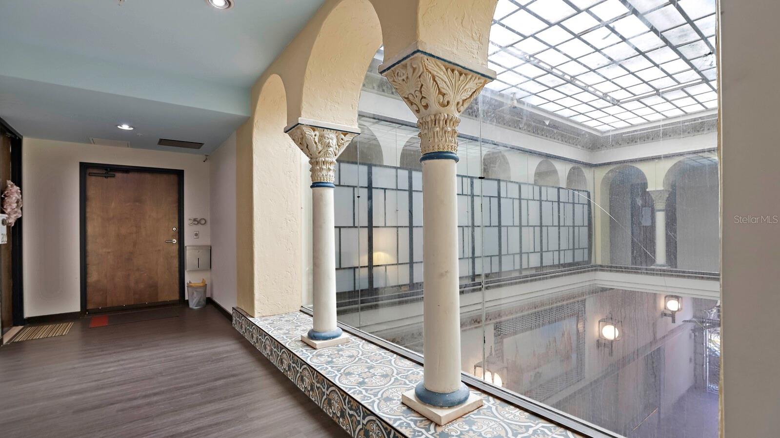 405 CENTRAL AVE #200, ST PETERSBURG, FL, 33701