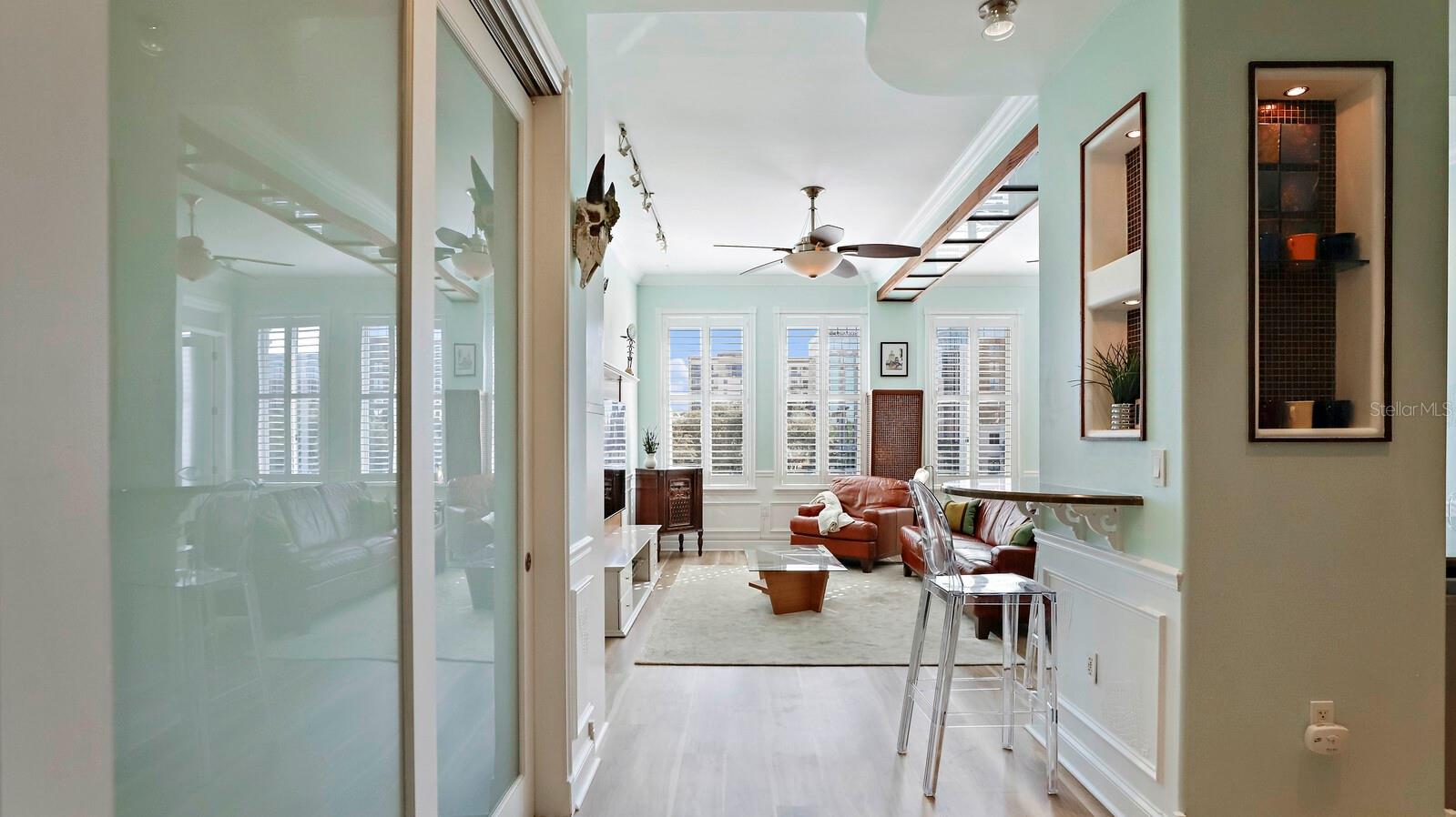 405 CENTRAL AVE #200, ST PETERSBURG, FL, 33701