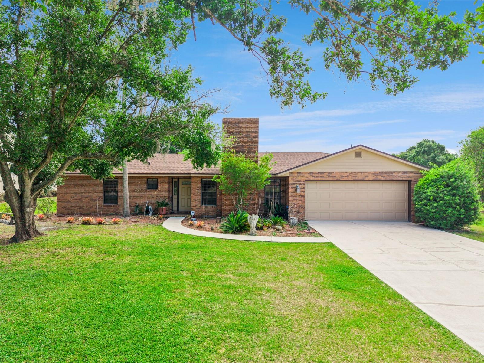 1081 SALSONA AVE, KISSIMMEE, FL, 34744
