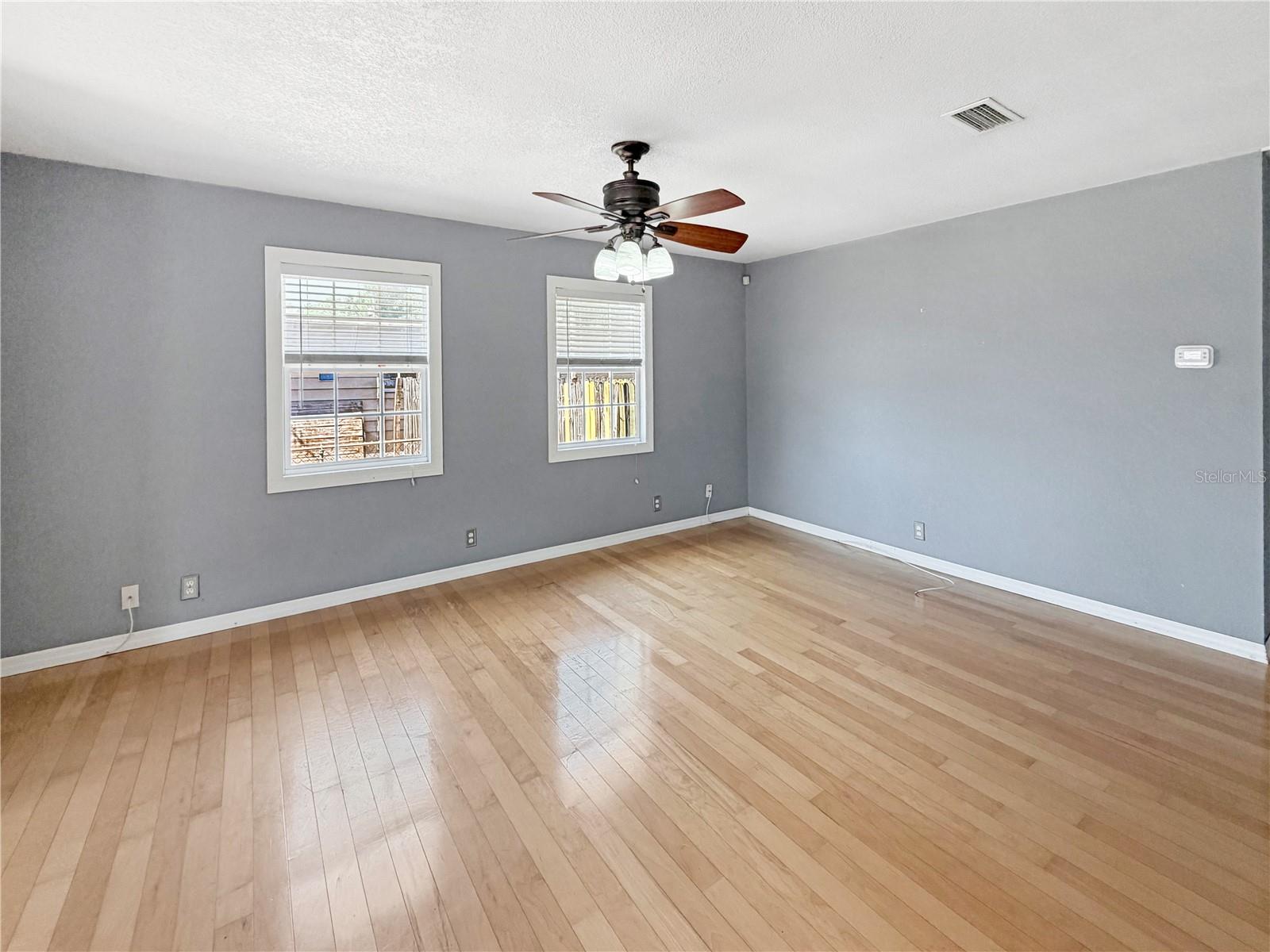 7706 E COMANCHE AVE, TAMPA, FL, 33610