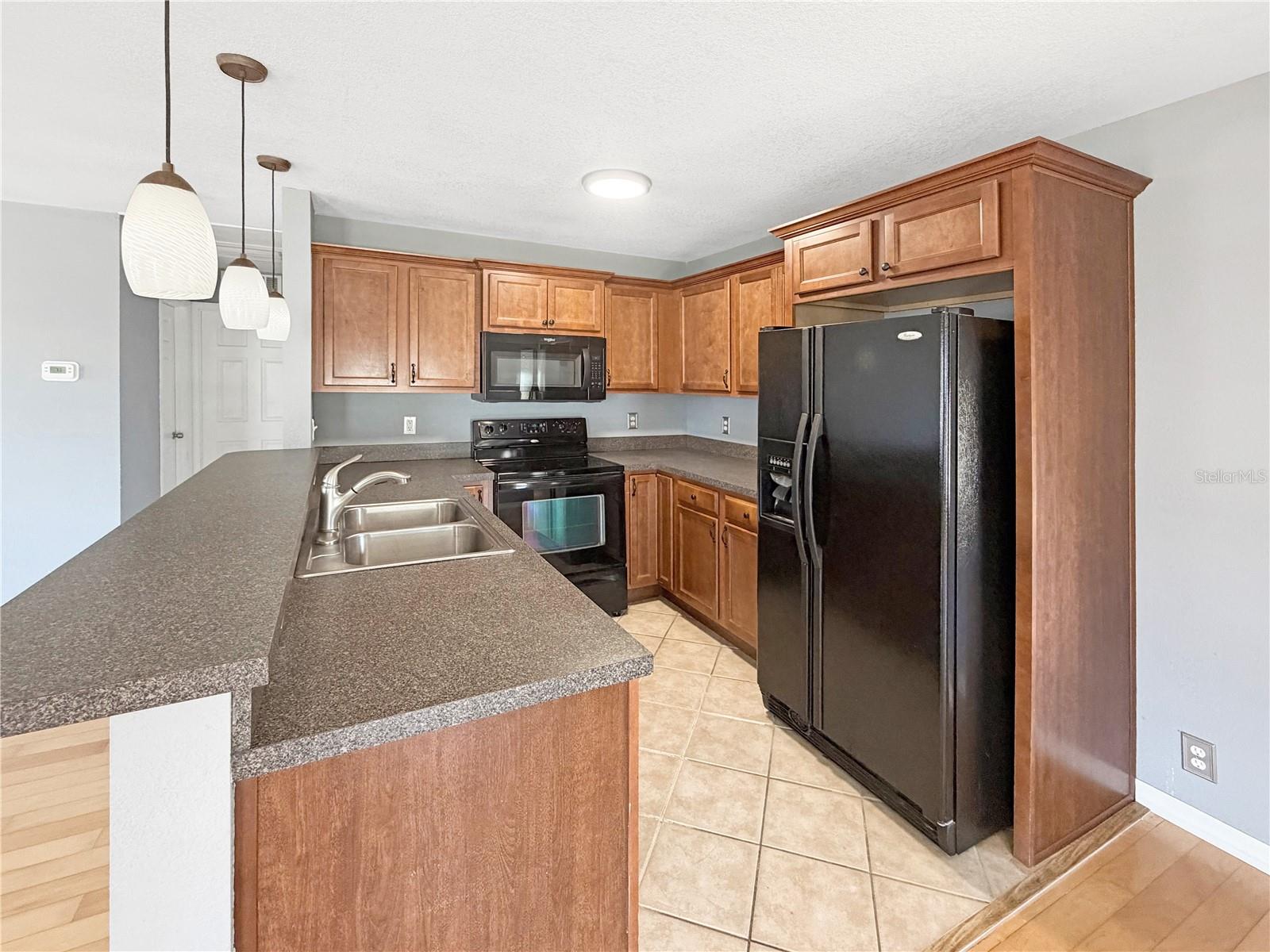 7706 E COMANCHE AVE, TAMPA, FL, 33610