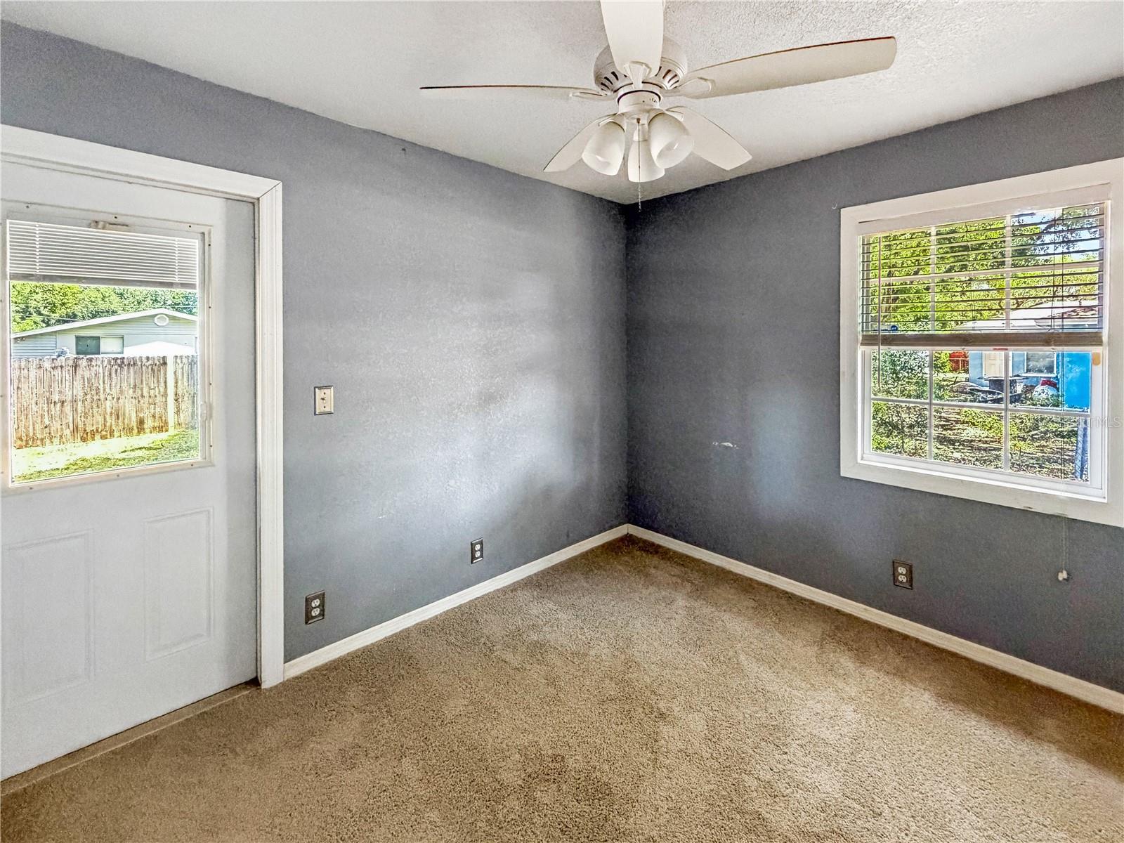 7706 E COMANCHE AVE, TAMPA, FL, 33610
