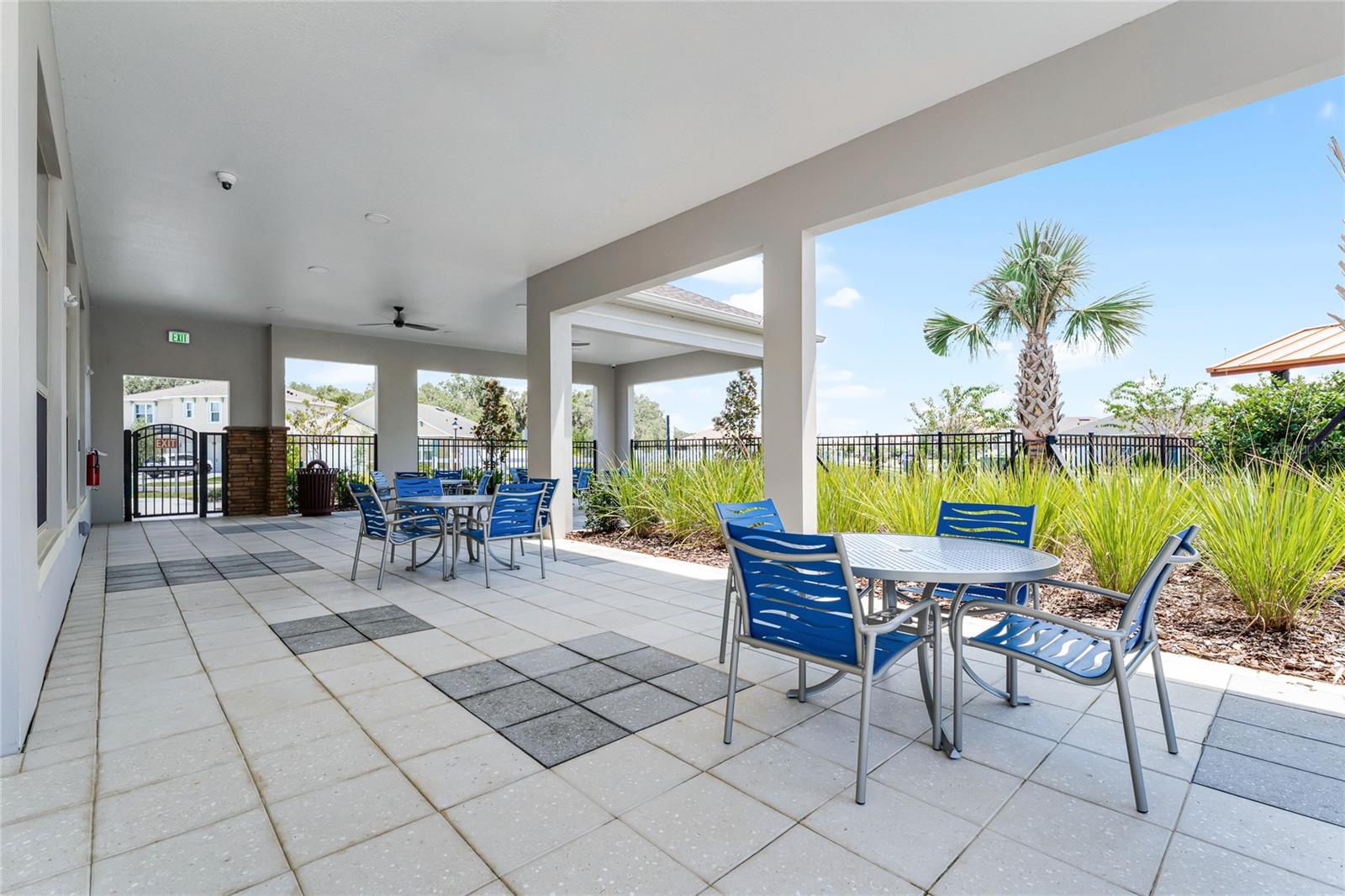 2041 WALNUT CREEK DR, KISSIMMEE, FL, 34744