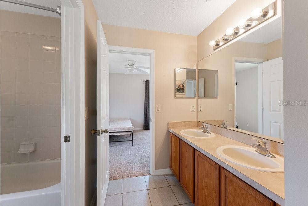 3463 CREEK RUN LN, EUSTIS, FL, 32736