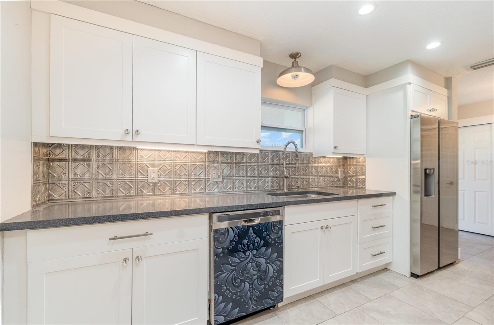 2746 HIBISCUS ST, SARASOTA, FL, 34239