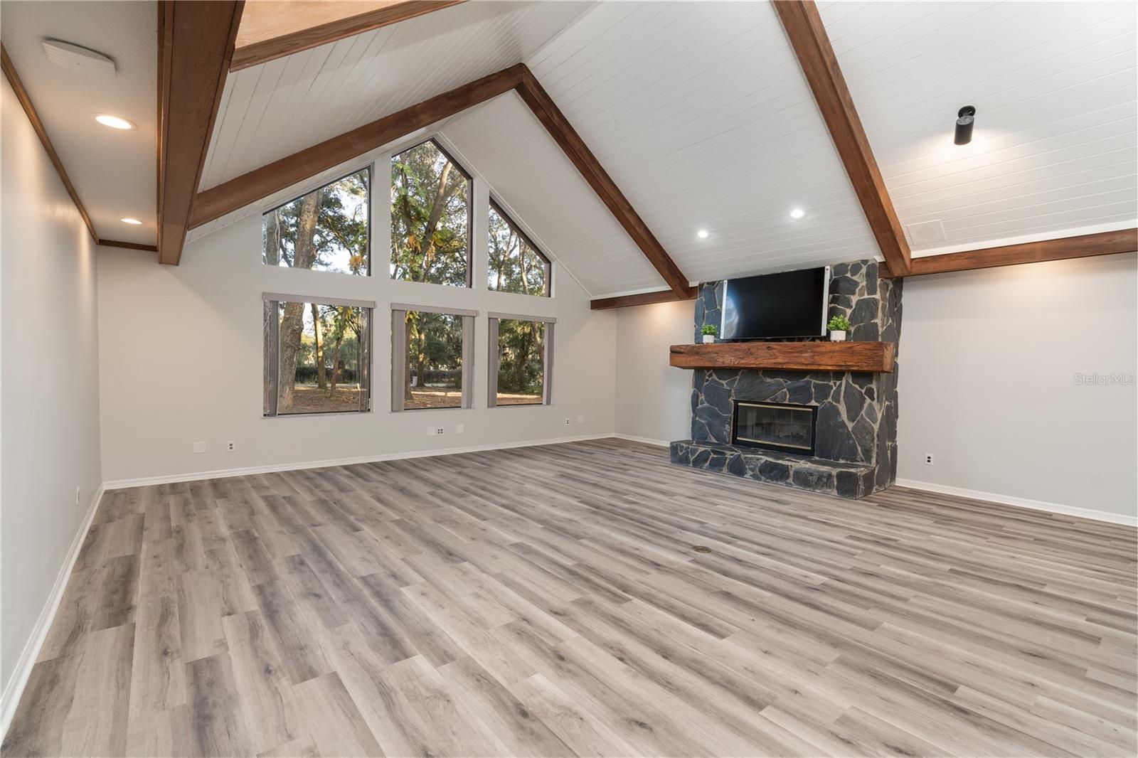 3415 RANCH RD, VALRICO, FL, 33596