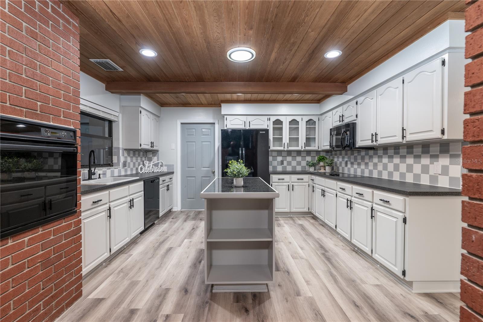 3415 RANCH RD, VALRICO, FL, 33596