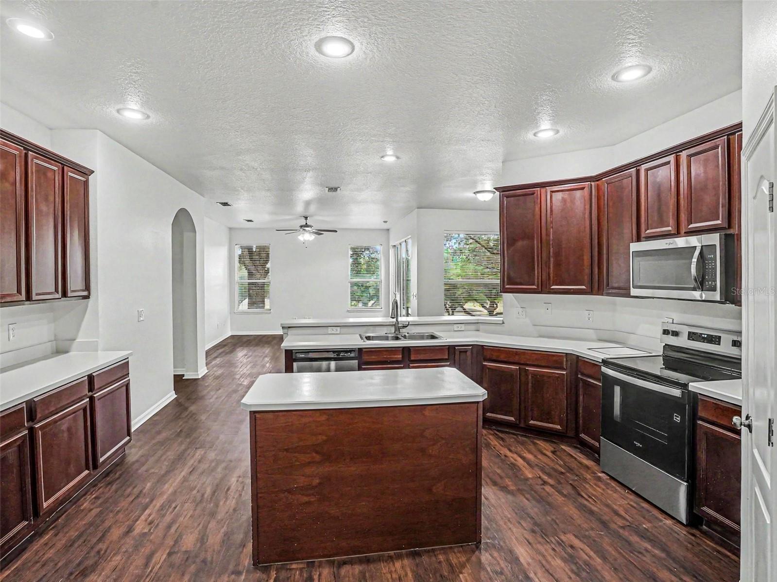 526 AZALEA BLOOM DR, APOPKA, FL, 32712
