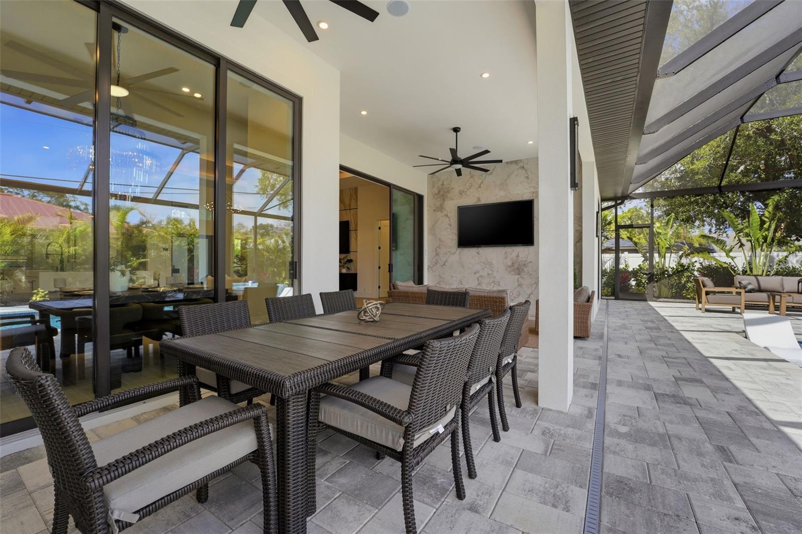 2727 WALDEMERE ST, SARASOTA, FL, 34239