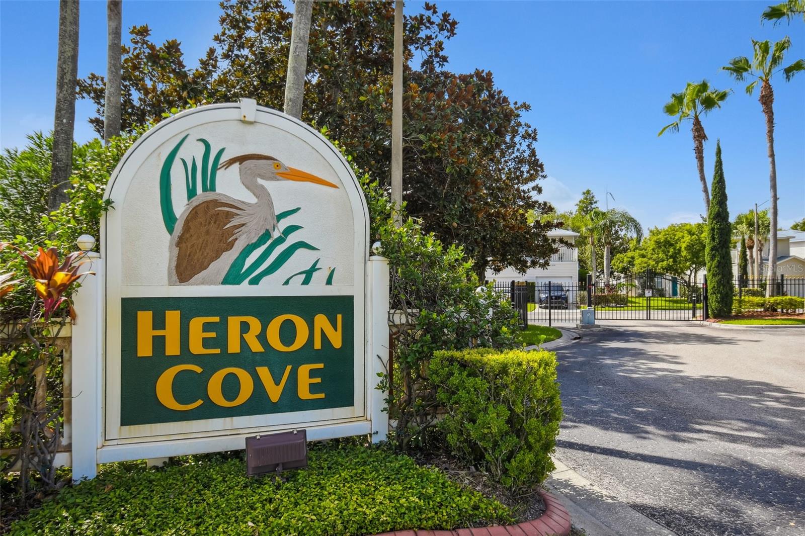 1633 HAMMOCKS AVE #1633, LUTZ, FL, 33549
