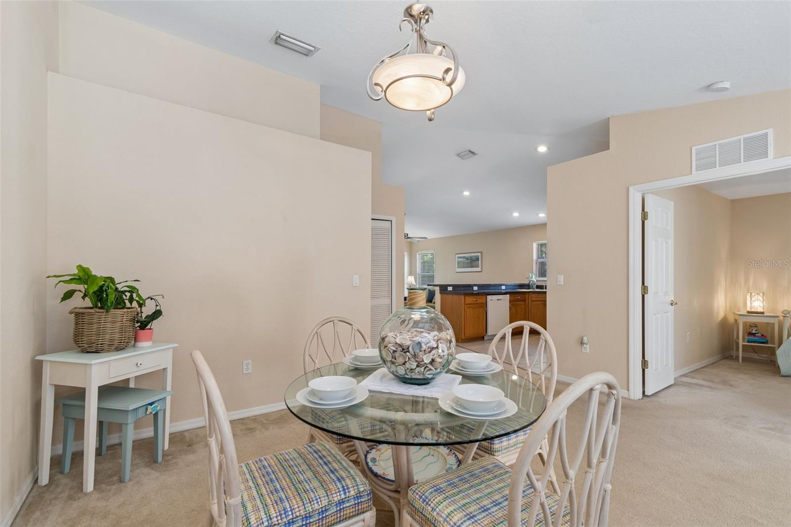 1633 HAMMOCKS AVE #1633, LUTZ, FL, 33549