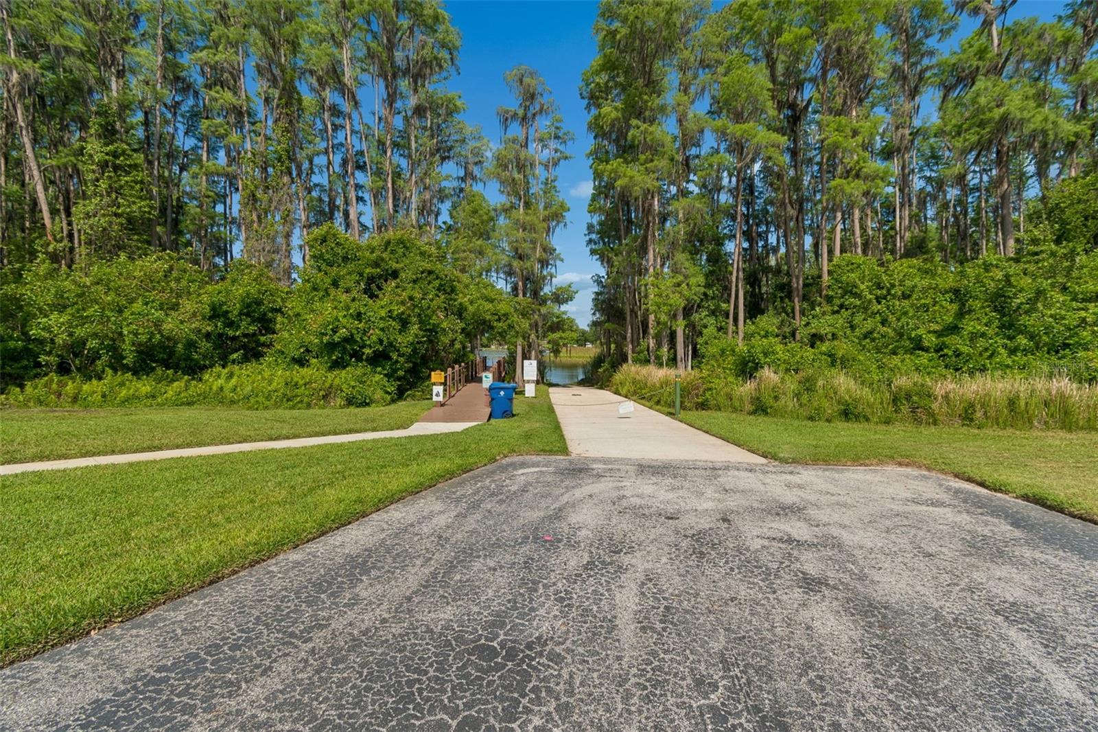 1633 HAMMOCKS AVE #1633, LUTZ, FL, 33549