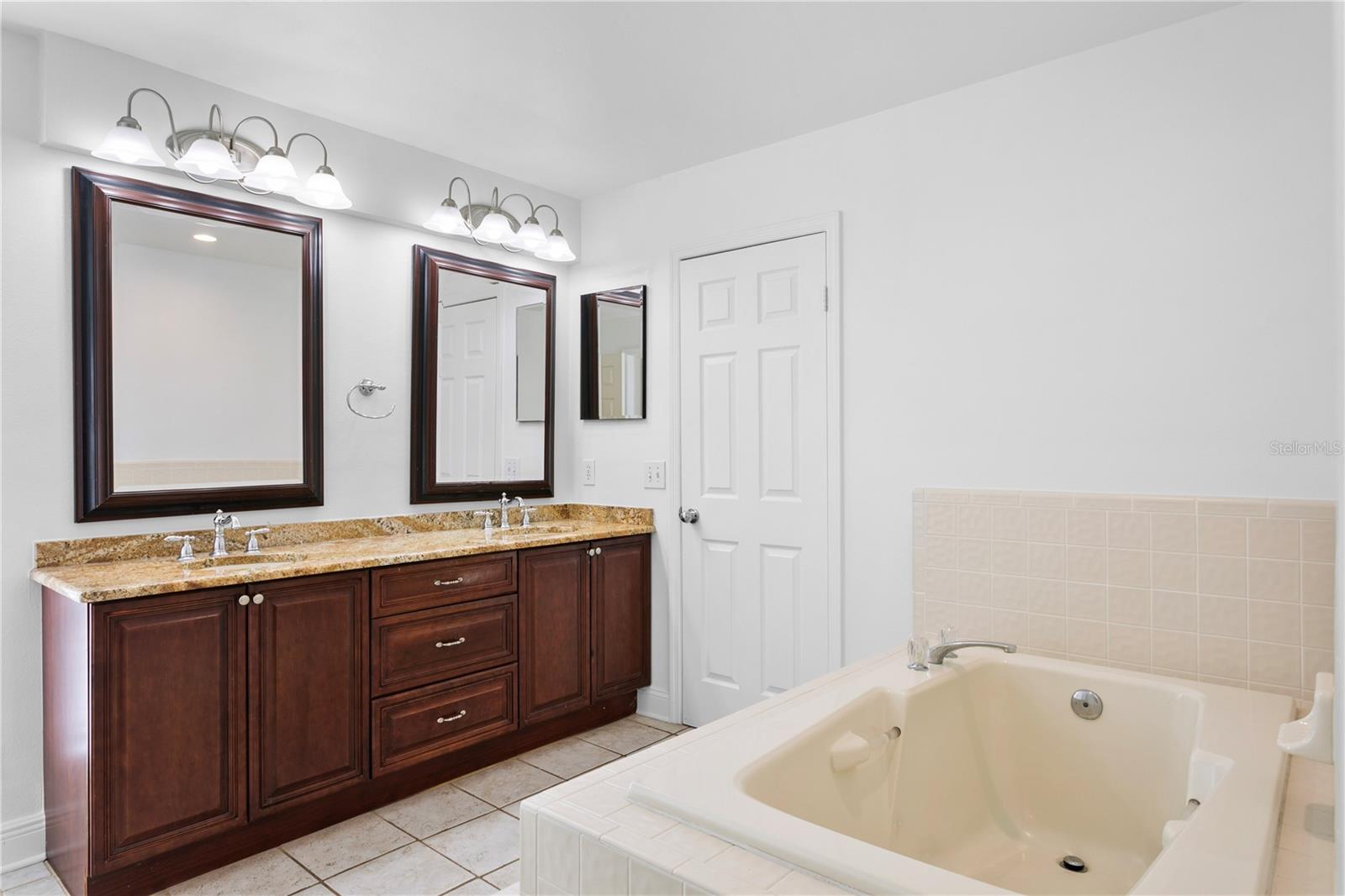 15711 JERICHO DR, ODESSA, FL, 33556