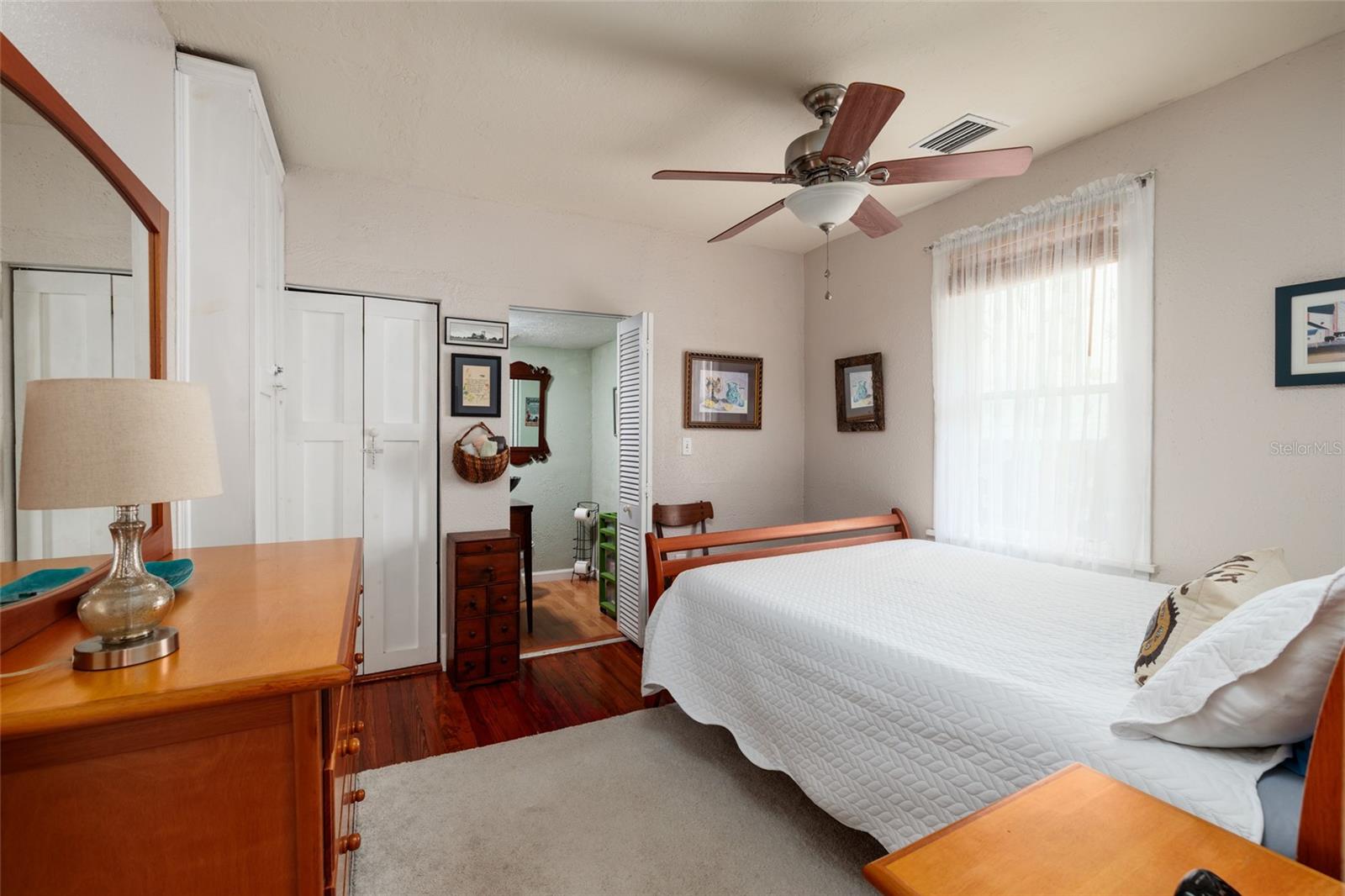 2557 16TH AVE N, ST PETERSBURG, FL, 33713