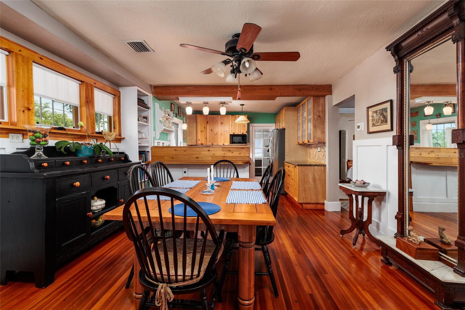 2557 16TH AVE N, ST PETERSBURG, FL, 33713