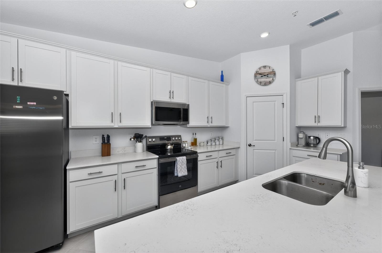17470 OPAL SAND DR #203, VENICE, FL, 34293