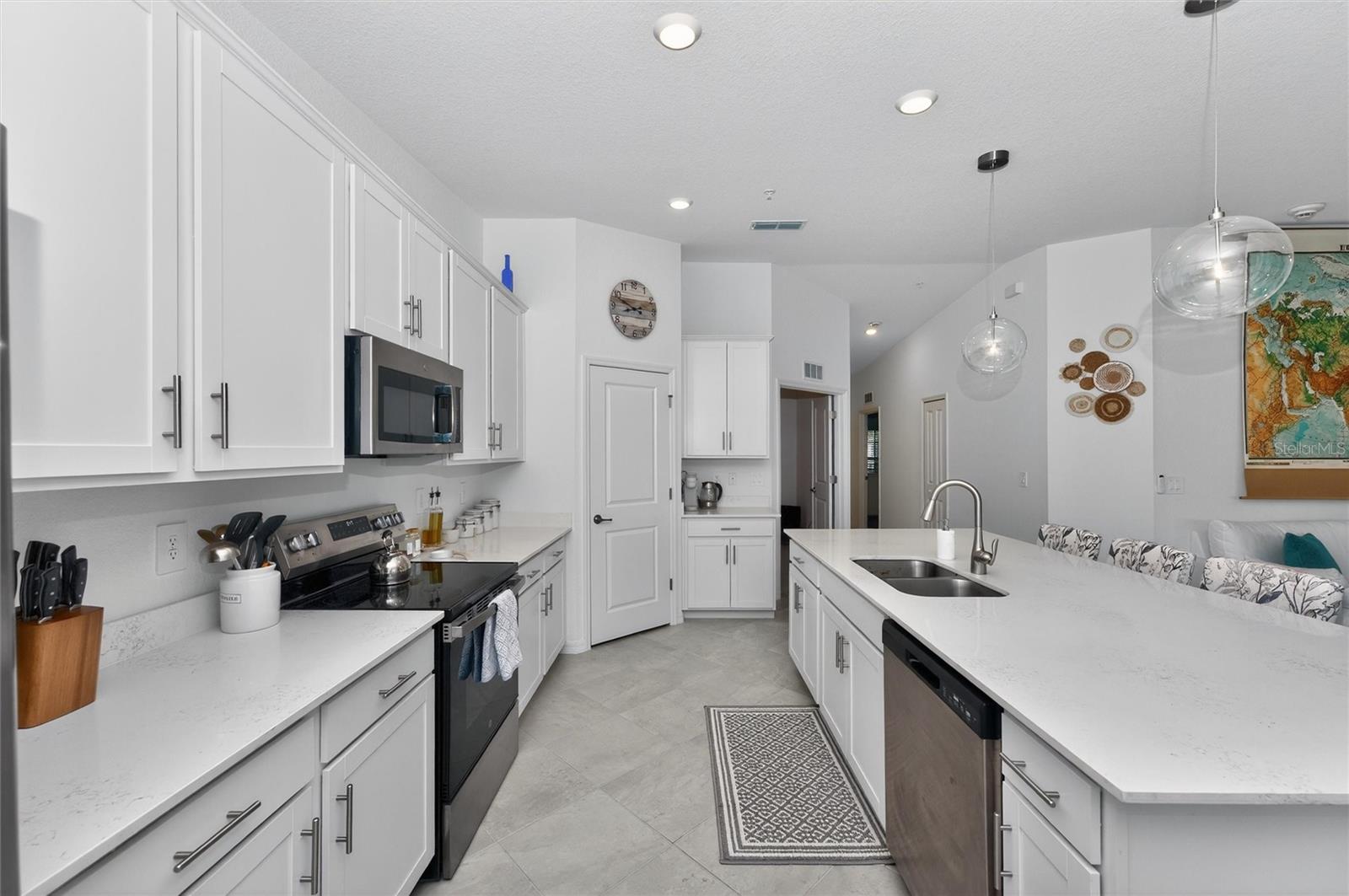17470 OPAL SAND DR #203, VENICE, FL, 34293