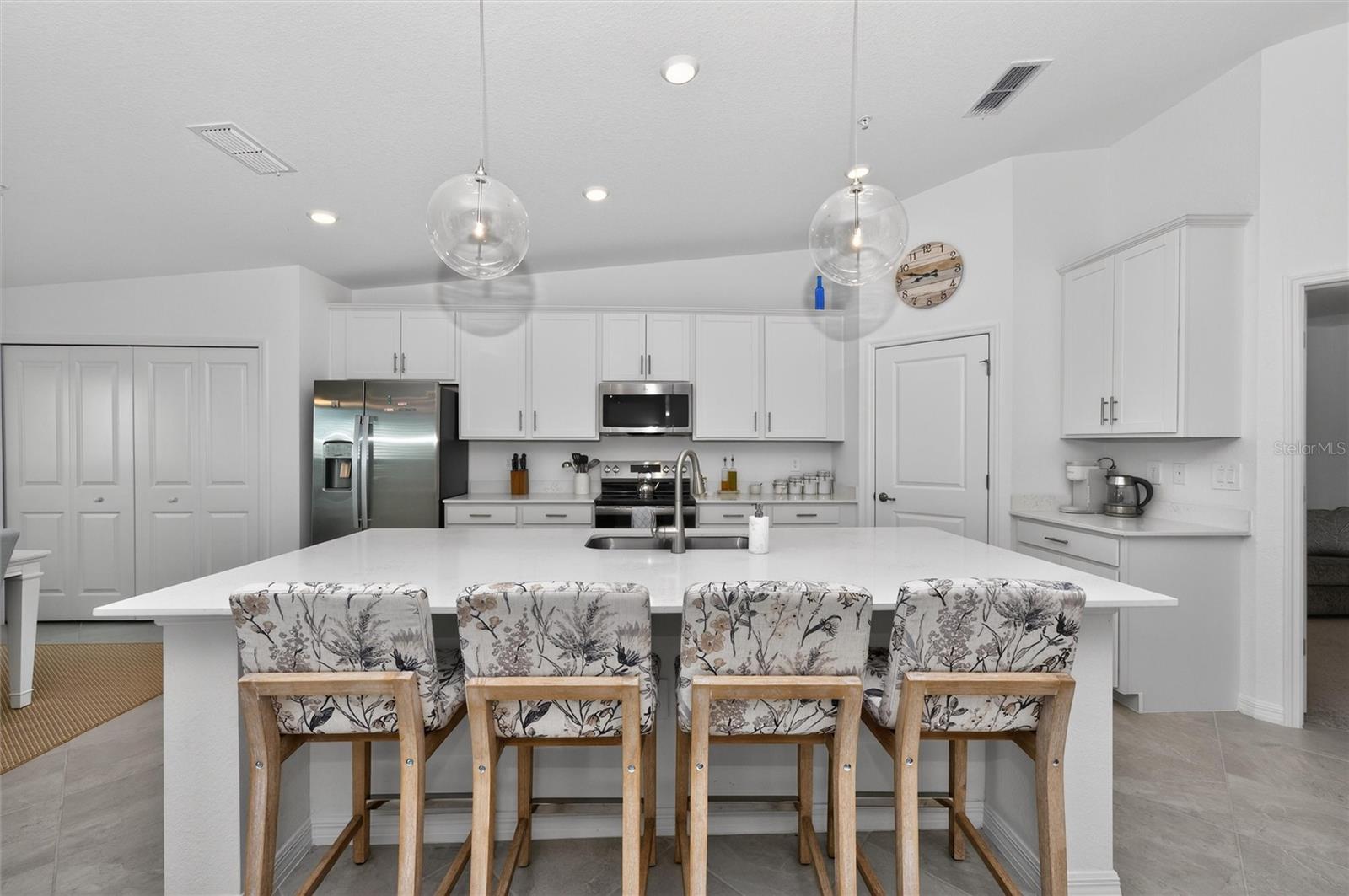 17470 OPAL SAND DR #203, VENICE, FL, 34293