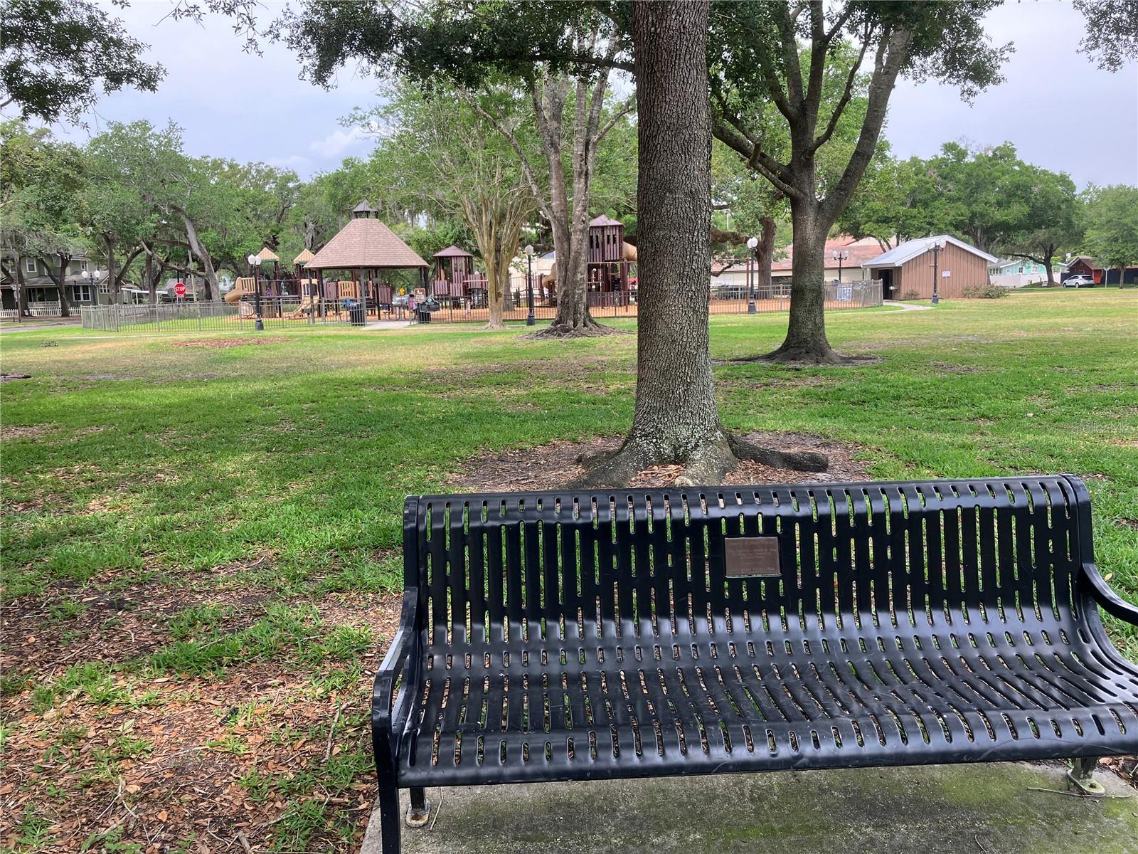 104 W 10TH ST, SANFORD, FL, 32771