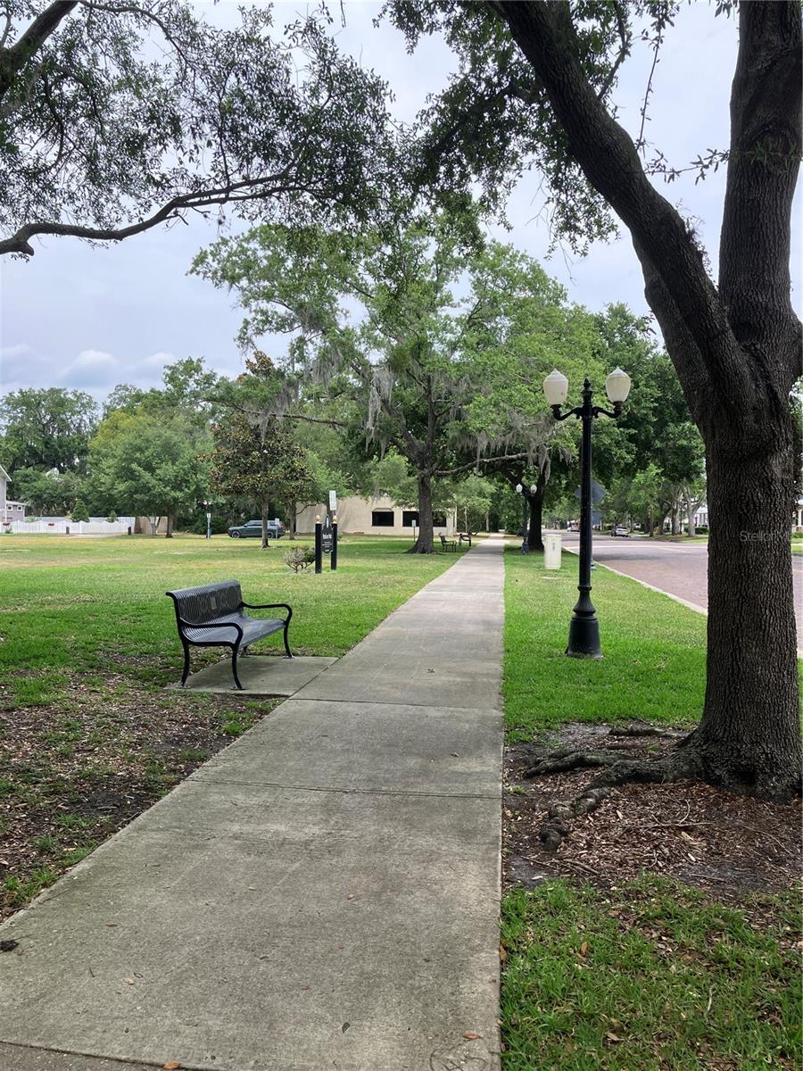 104 W 10TH ST, SANFORD, FL, 32771