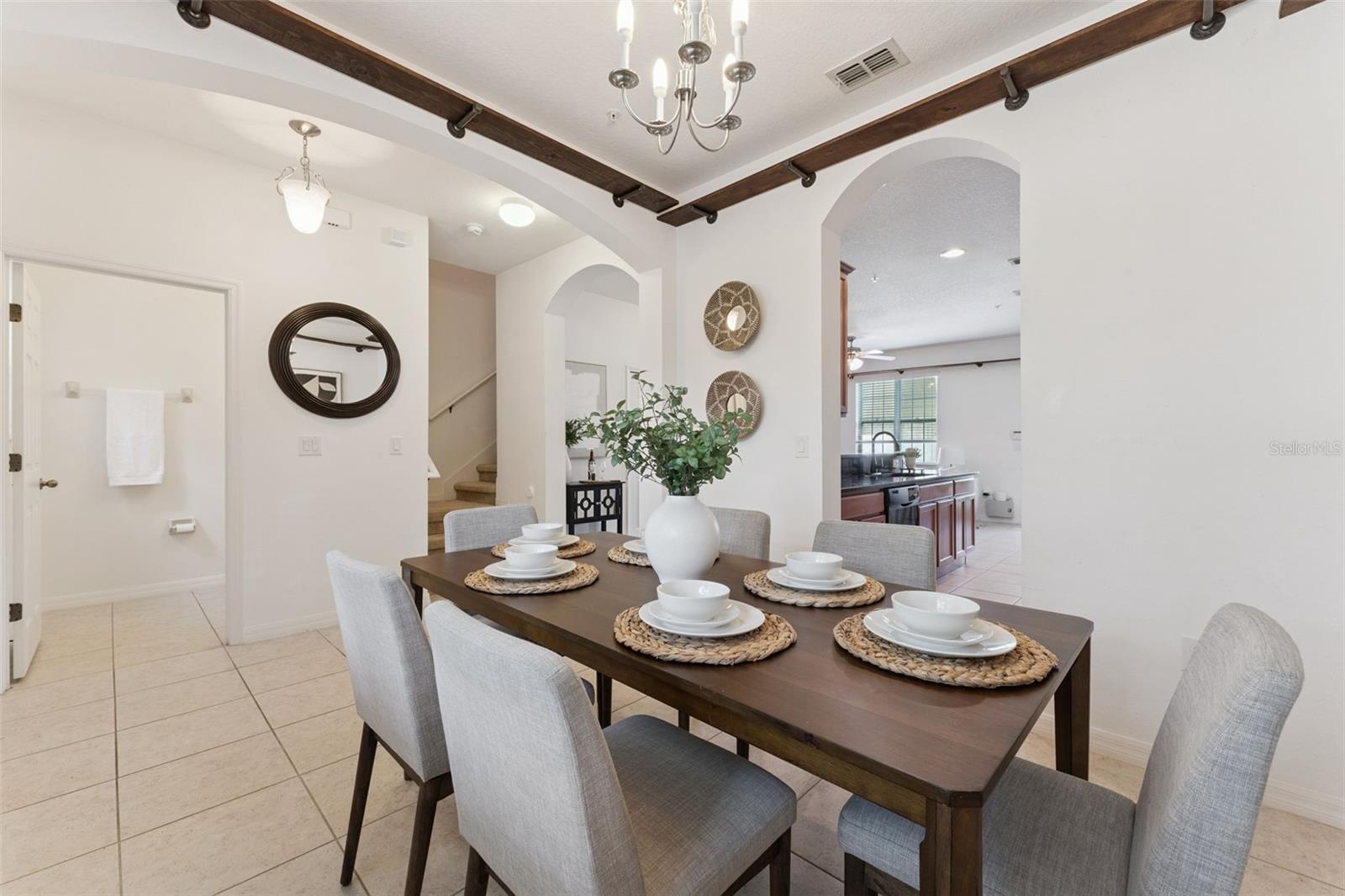 7988 EDGEWOOD FOREST DR, ORLANDO, FL, 32827