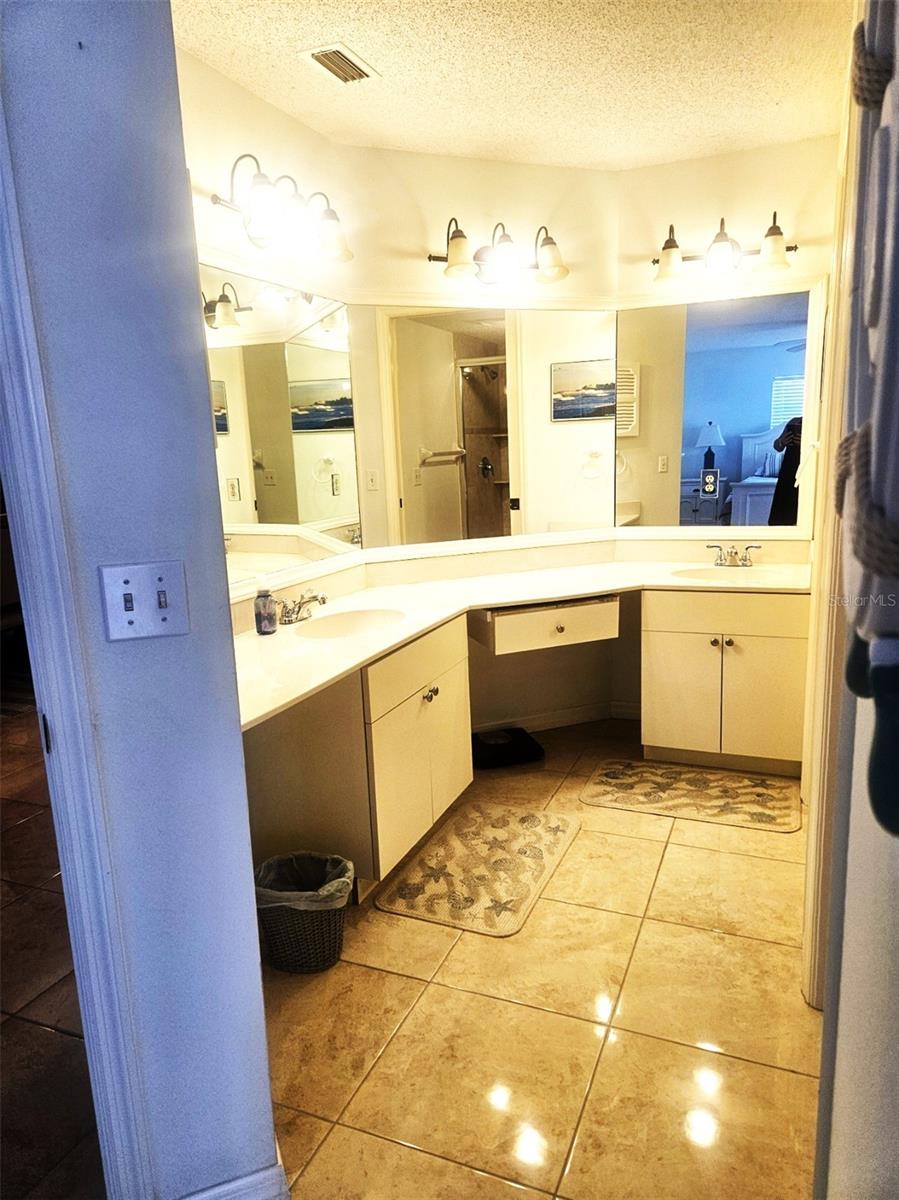 307 PINE HOLLOW CIR #307, ENGLEWOOD, FL, 34223