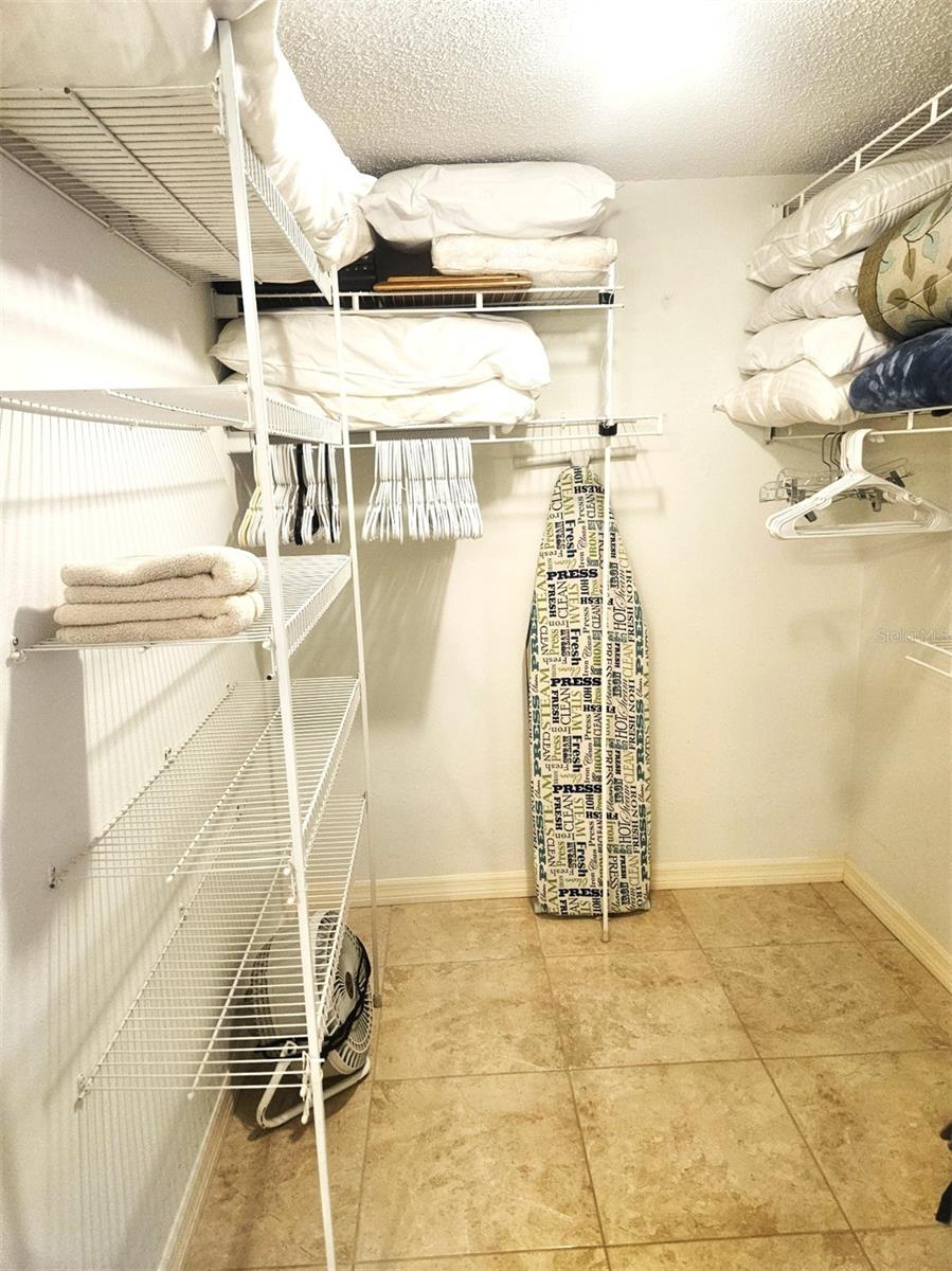 307 PINE HOLLOW CIR #307, ENGLEWOOD, FL, 34223