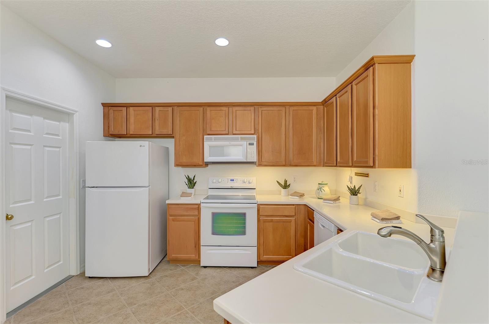 9367 CARNABY DR, VENICE, FL, 34293