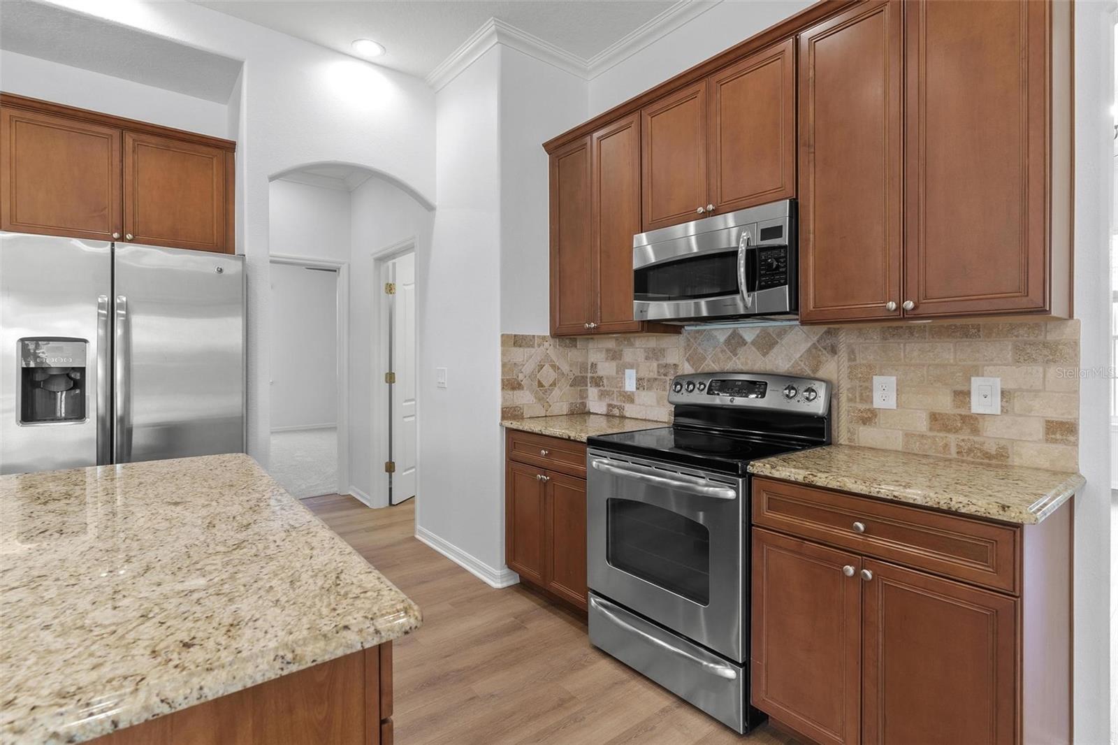 17440 COUNTY ROAD 448, MOUNT DORA, FL, 32757