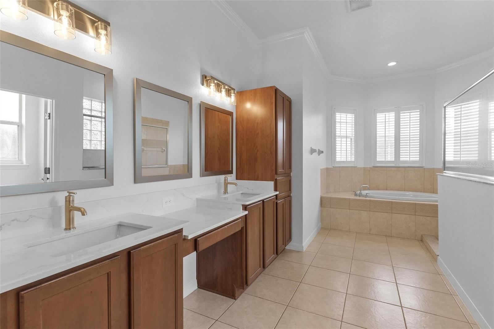 17440 COUNTY ROAD 448, MOUNT DORA, FL, 32757