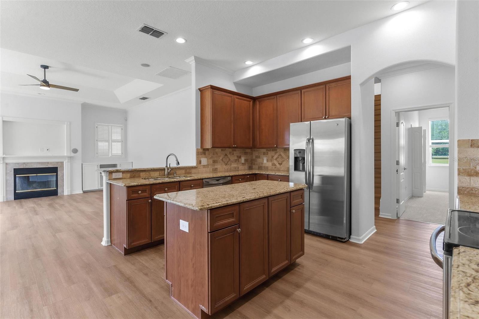 17440 COUNTY ROAD 448, MOUNT DORA, FL, 32757