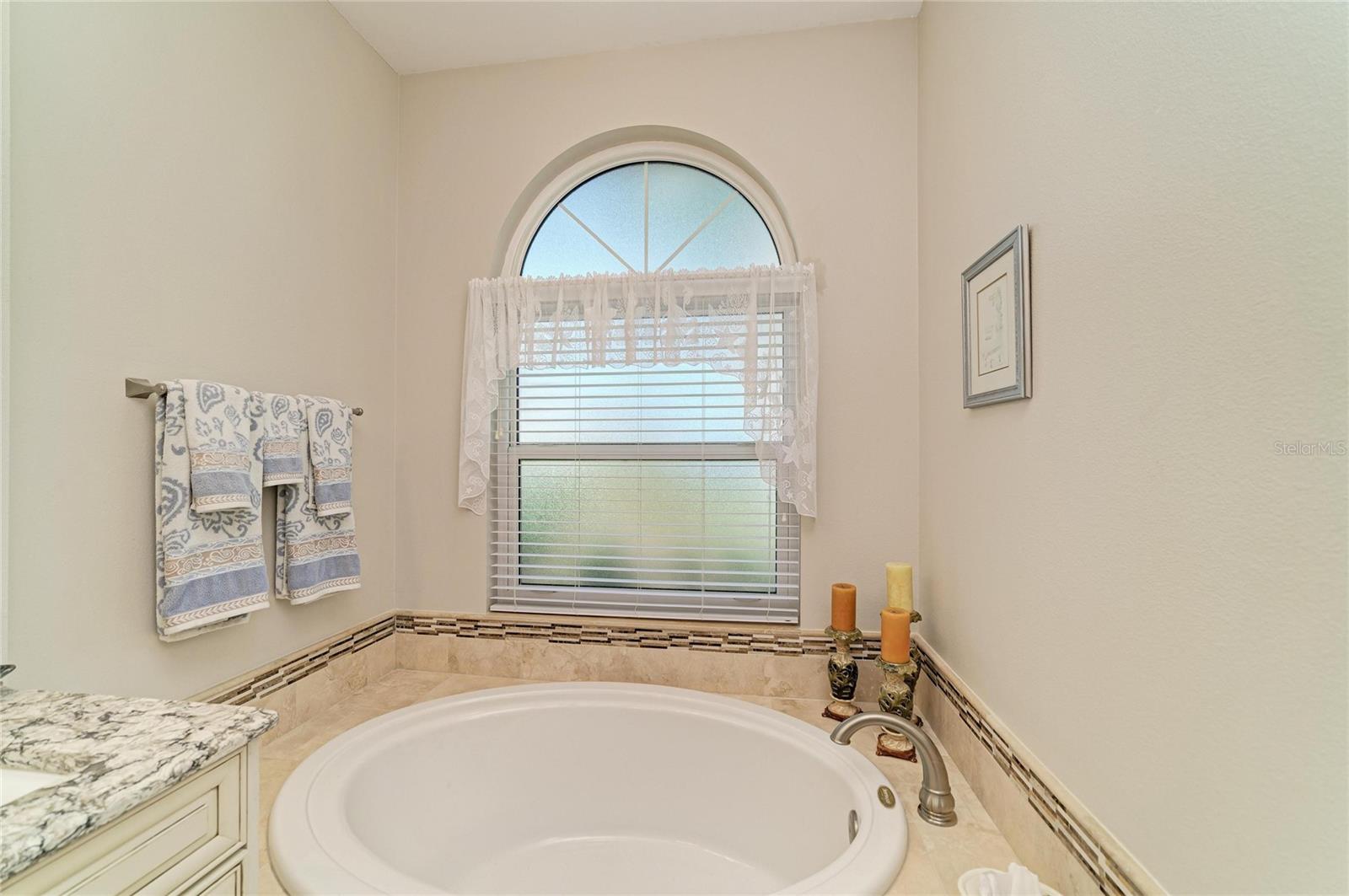 6326 STONE RIVER RD, BRADENTON, FL, 34203