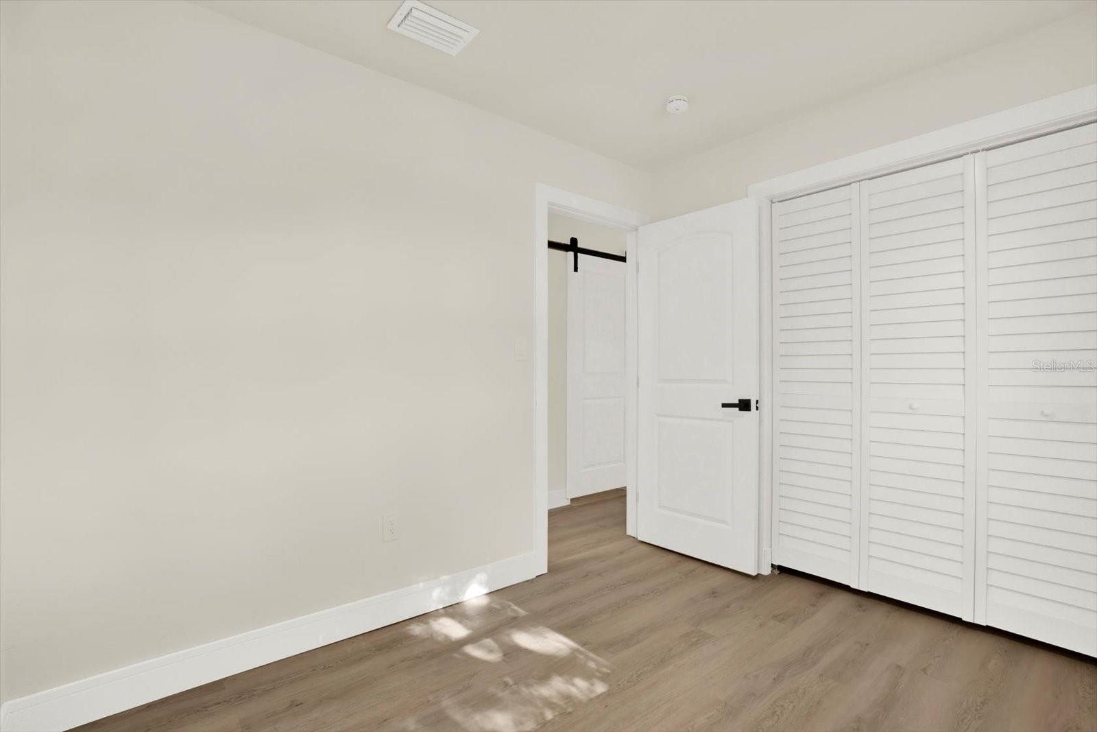 907 E RENFRO ST, PLANT CITY, FL, 33563