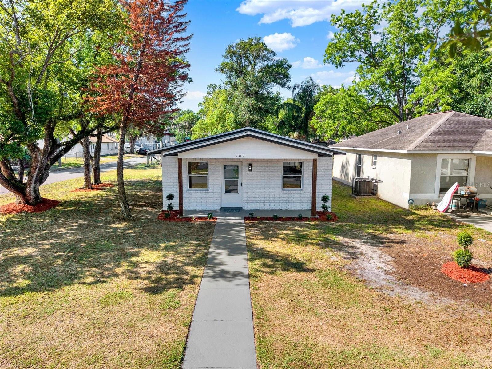 907 E RENFRO ST, PLANT CITY, FL, 33563