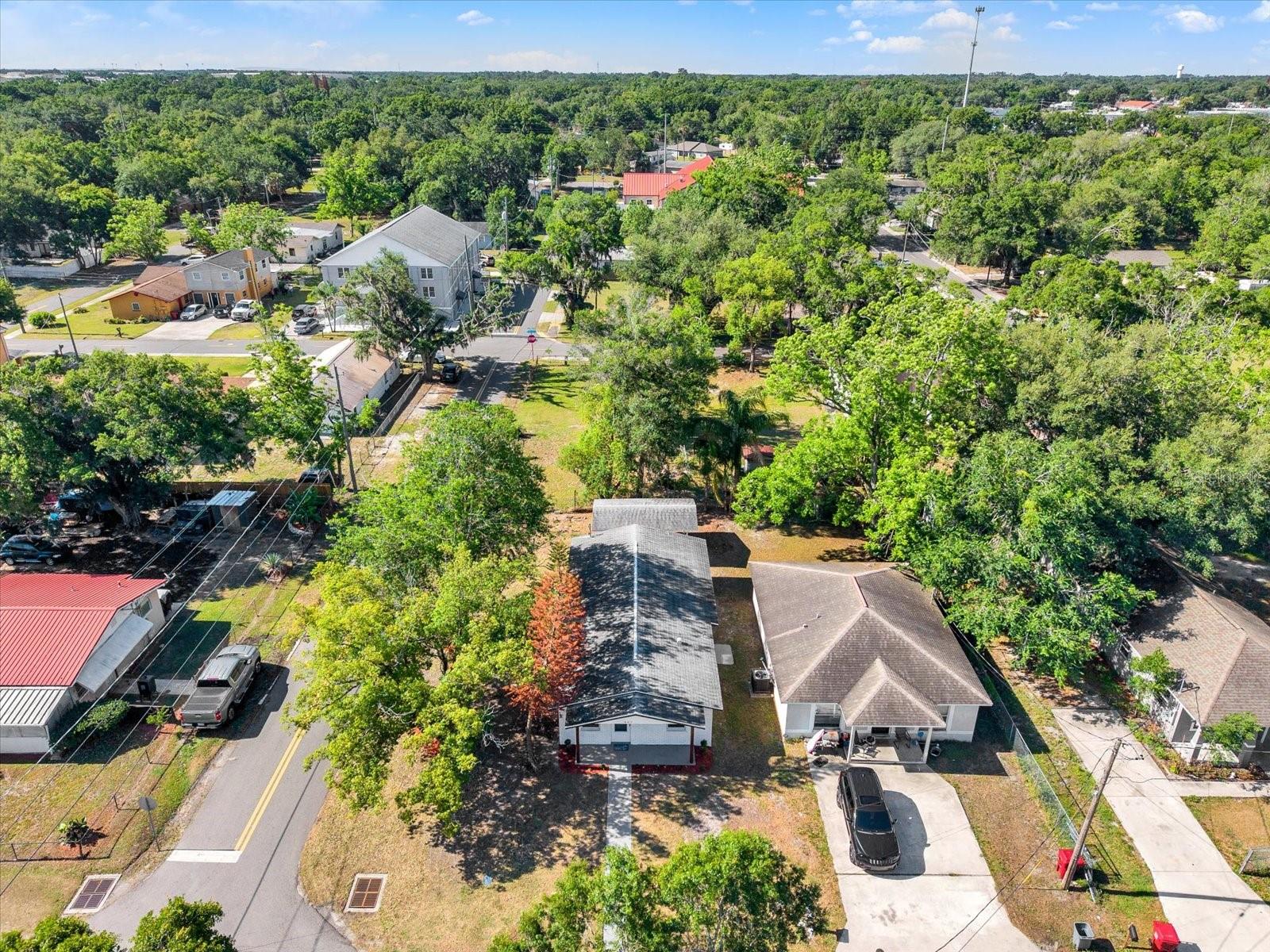 907 E RENFRO ST, PLANT CITY, FL, 33563