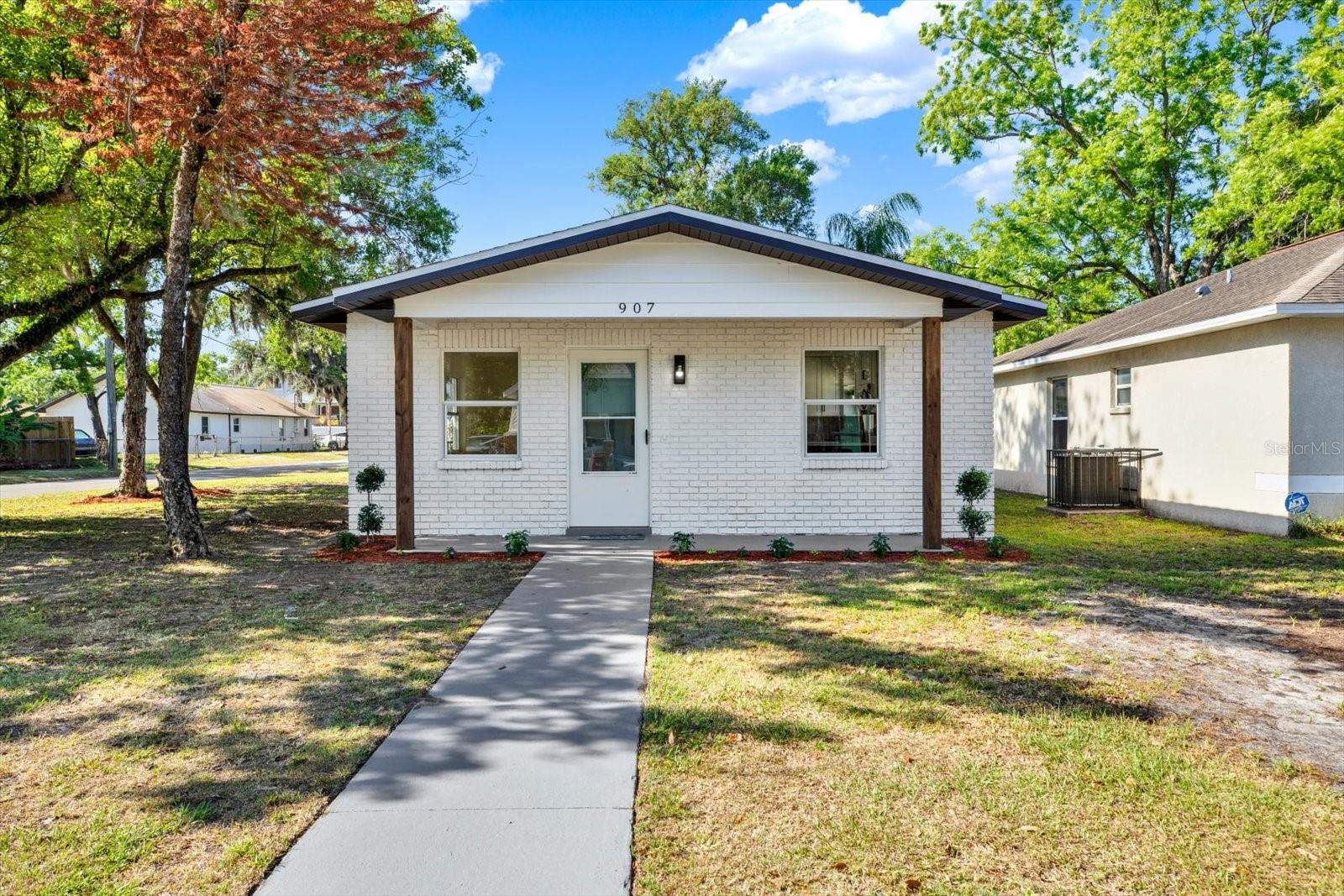 907 E RENFRO ST, PLANT CITY, FL, 33563