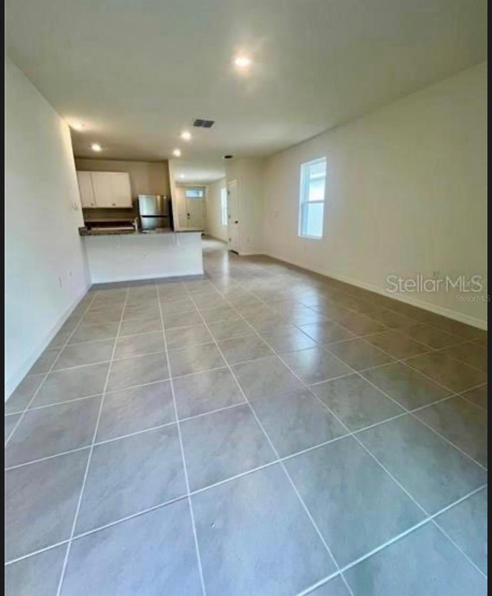 2432 RIBBON FALL AVE, DAVENPORT, FL, 33837