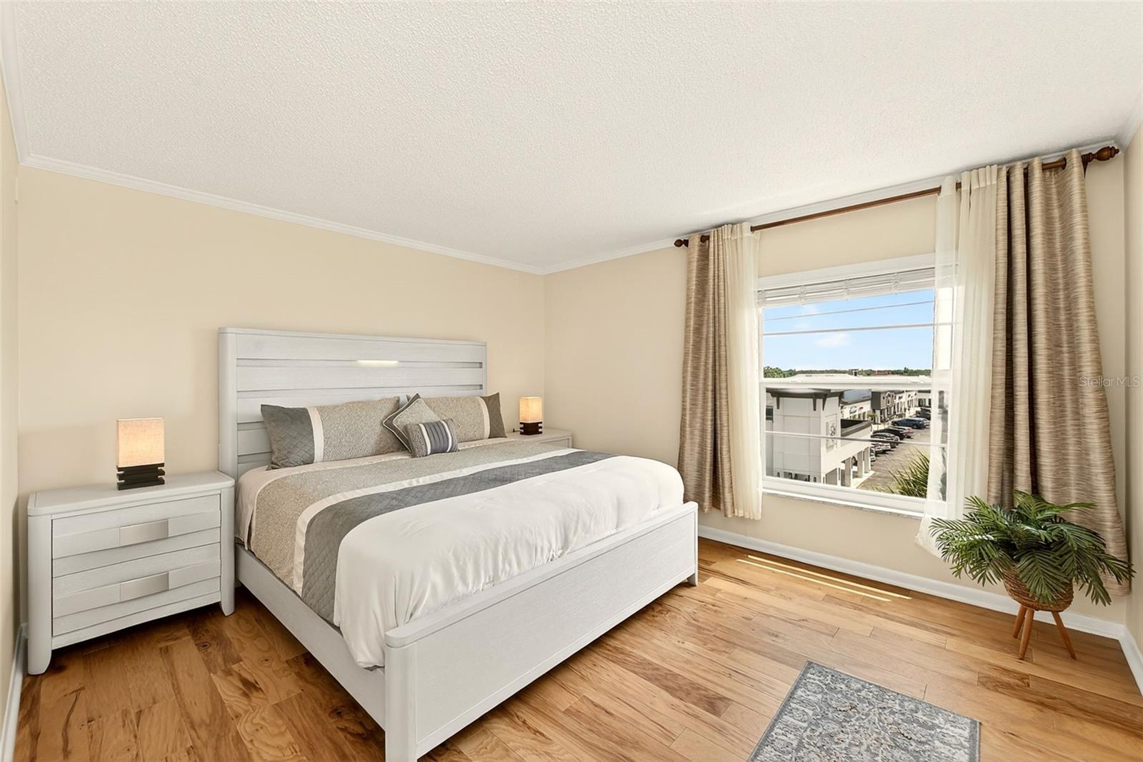 131 BLUFF VIEW DR #401, BELLEAIR BLUFFS, FL, 33770
