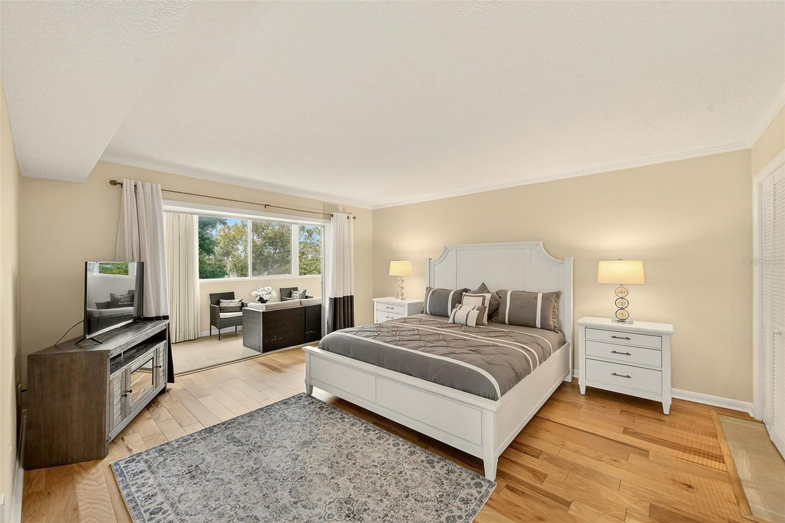 131 BLUFF VIEW DR #401, BELLEAIR BLUFFS, FL, 33770